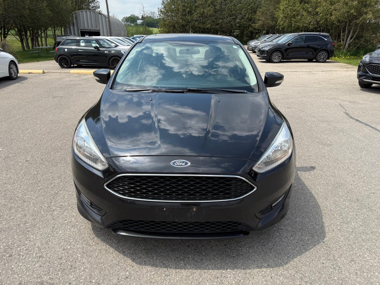 2015 Ford Focus SE Sunroof back up camera extra winter tires with rims - Photo #2