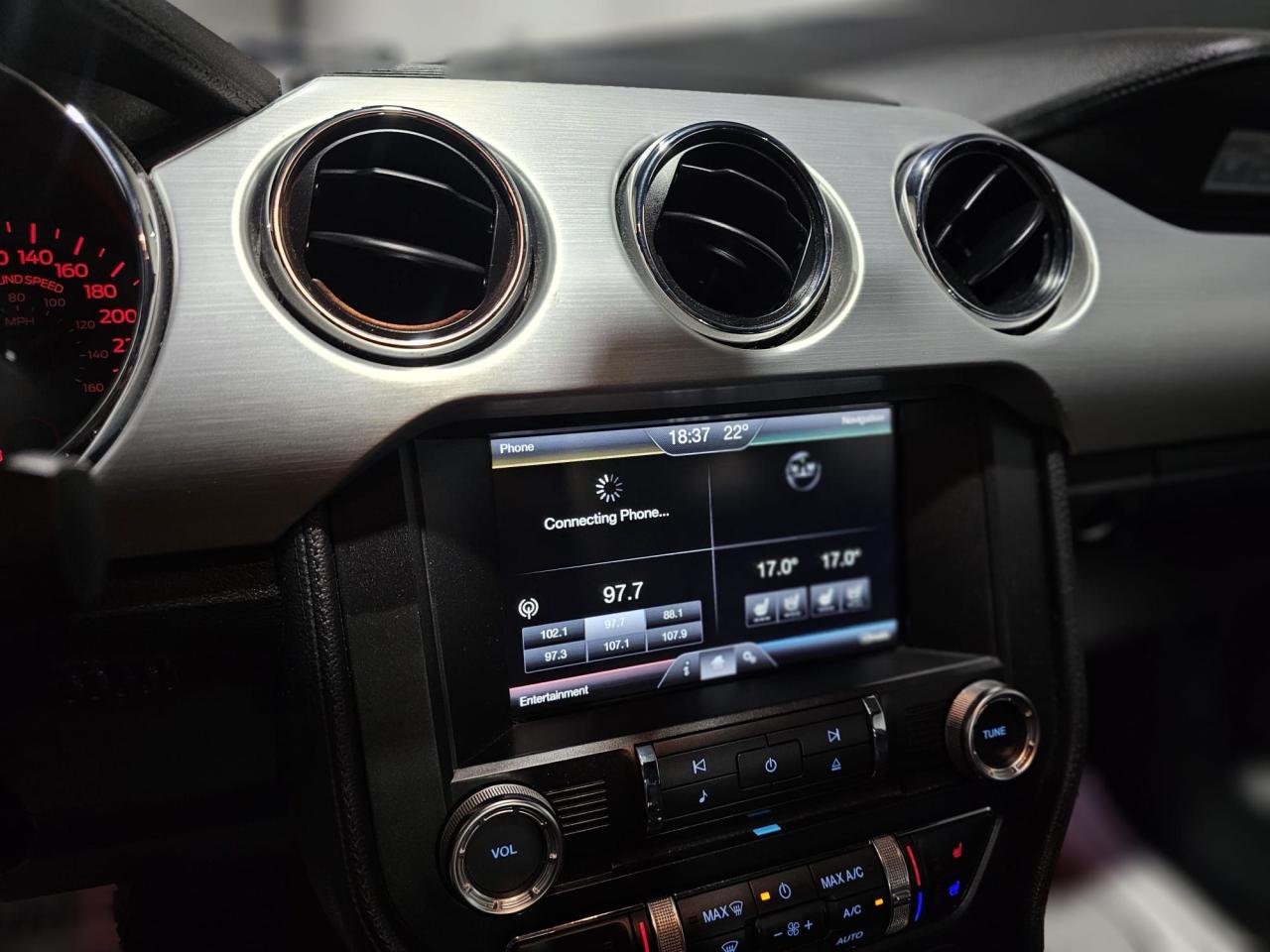 2015 Ford Mustang GT Premium - Photo #13