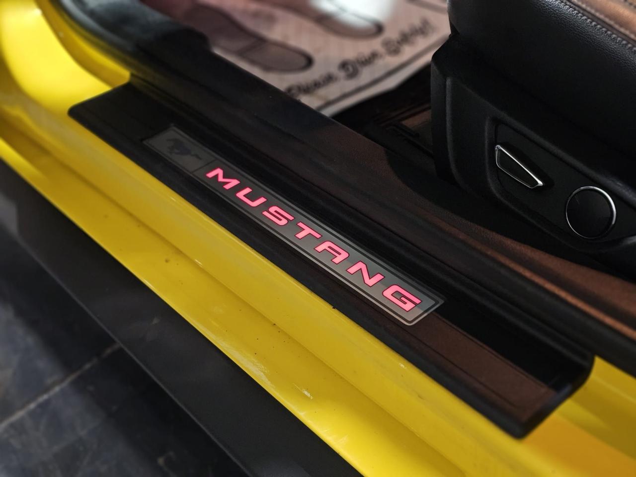 2015 Ford Mustang GT Premium - Photo #19