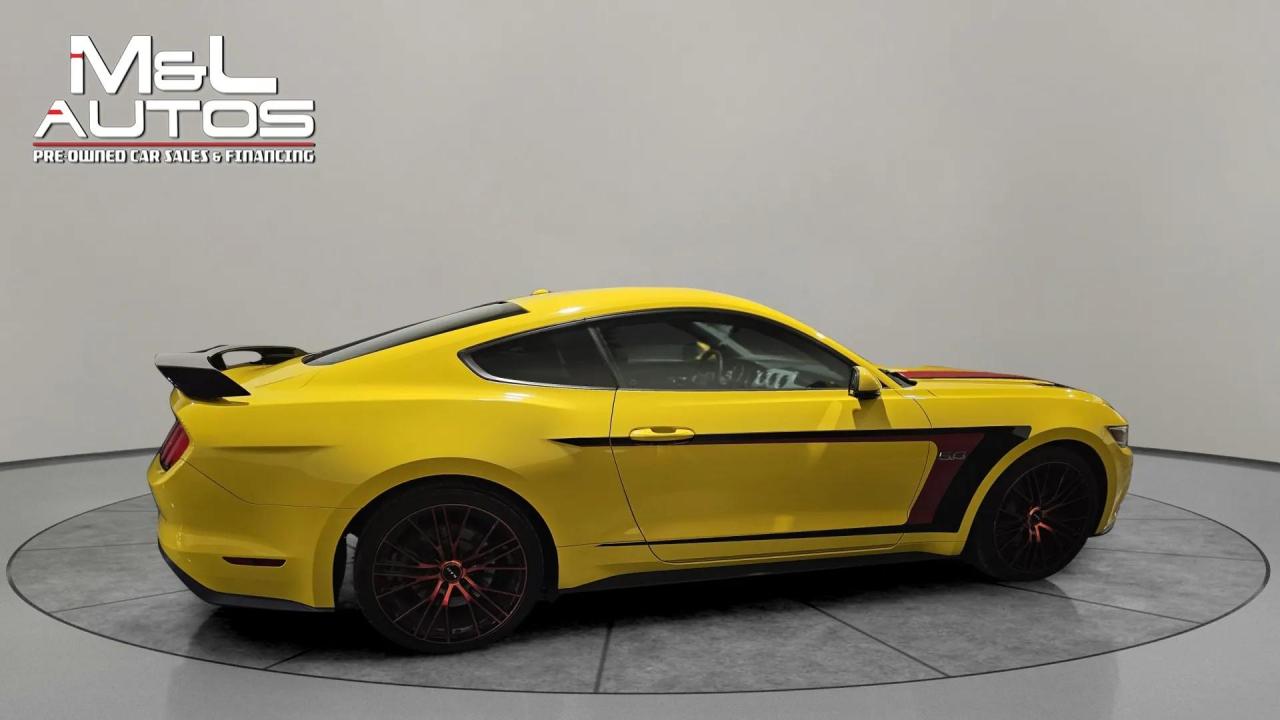 2015 Ford Mustang GT Premium - Photo #4