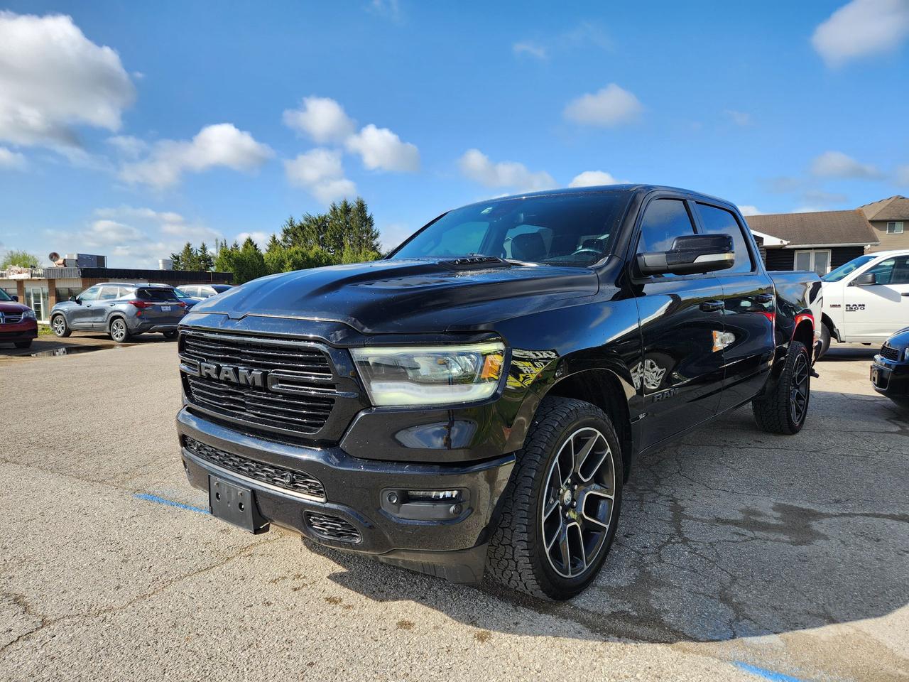 2020 RAM 1500 SPORT Photo0