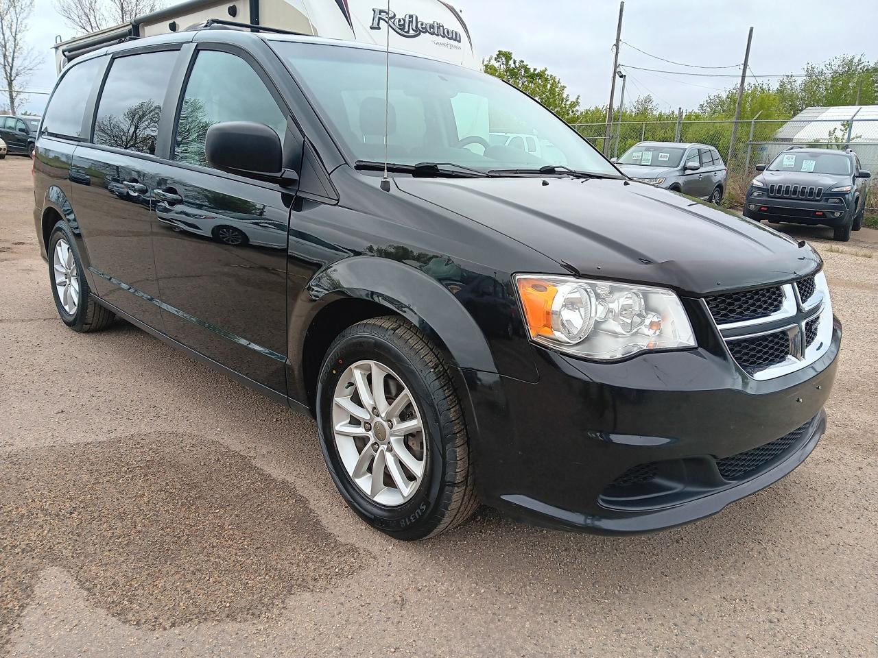 2017 Dodge Grand Caravan SXT, DVD, BU Cam 7 Pass Sto N Go - Photo #3