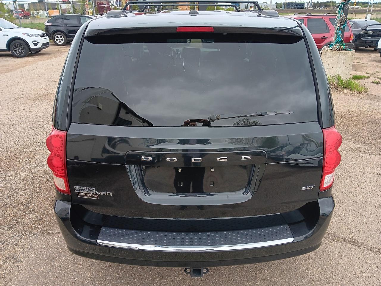 2017 Dodge Grand Caravan SXT, DVD, BU Cam 7 Pass Sto N Go - Photo #6