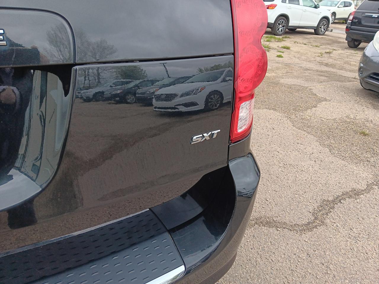 2017 Dodge Grand Caravan SXT, DVD, BU Cam 7 Pass Sto N Go - Photo #7