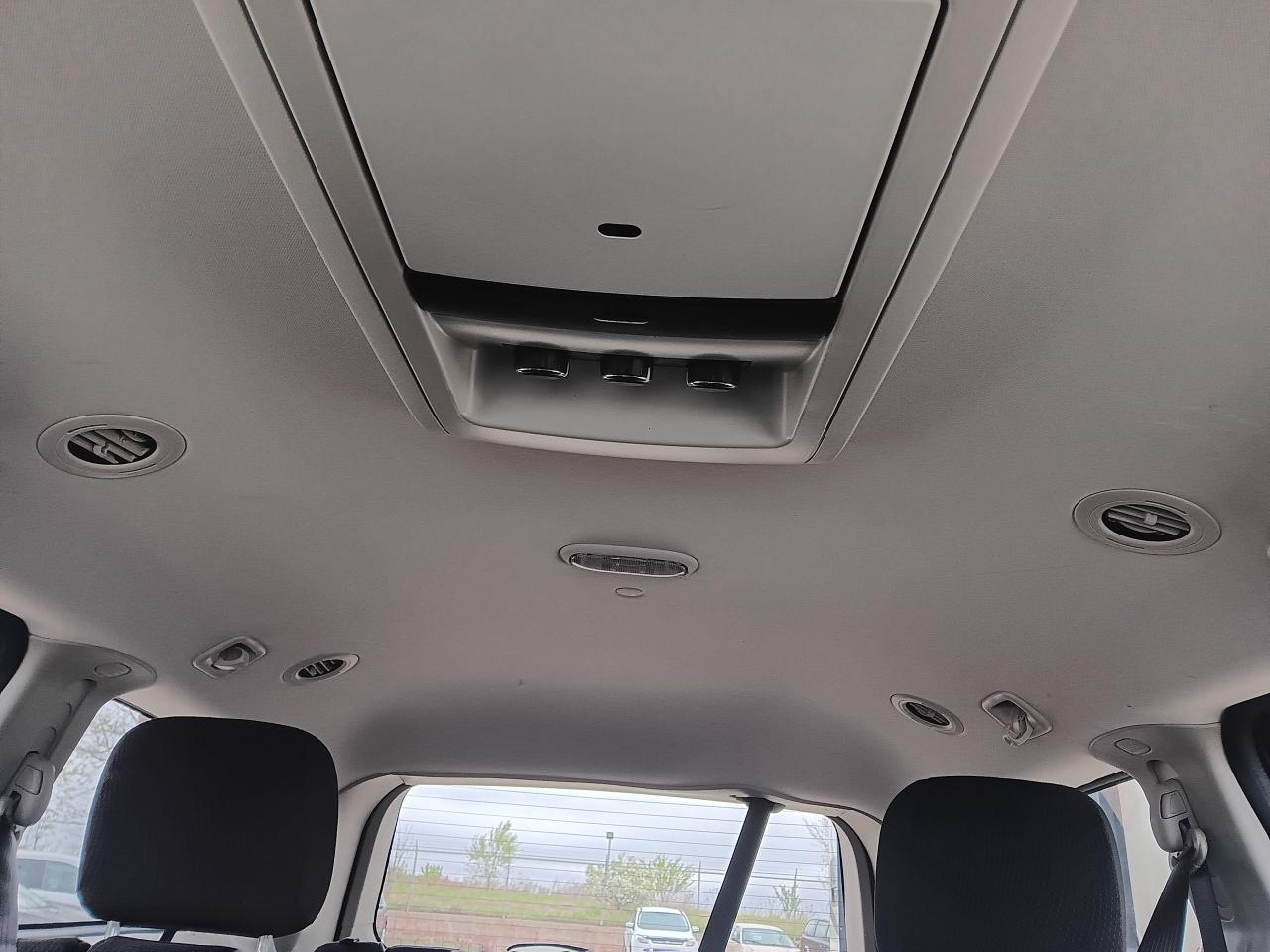 2017 Dodge Grand Caravan SXT, DVD, BU Cam 7 Pass Sto N Go - Photo #20