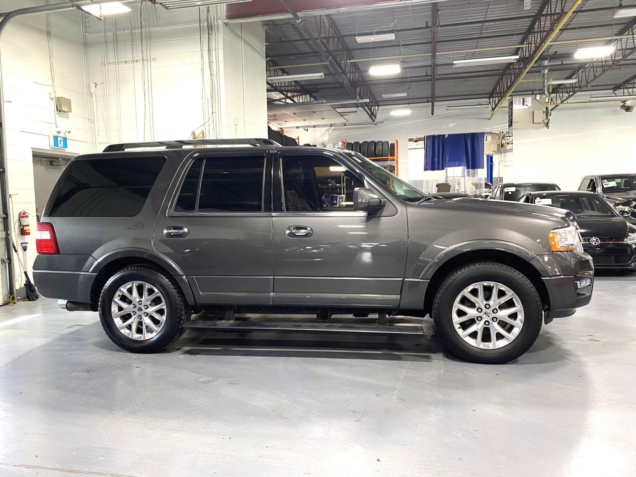 2017 Ford Expedition Limited  - Photo #6