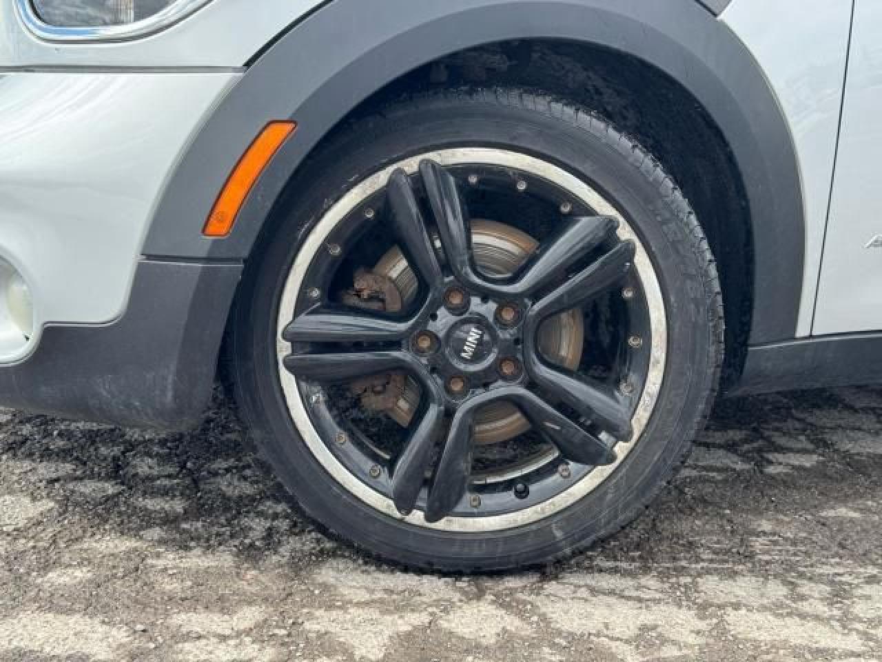 2013 MINI Cooper Countryman S ALL4 Photo3