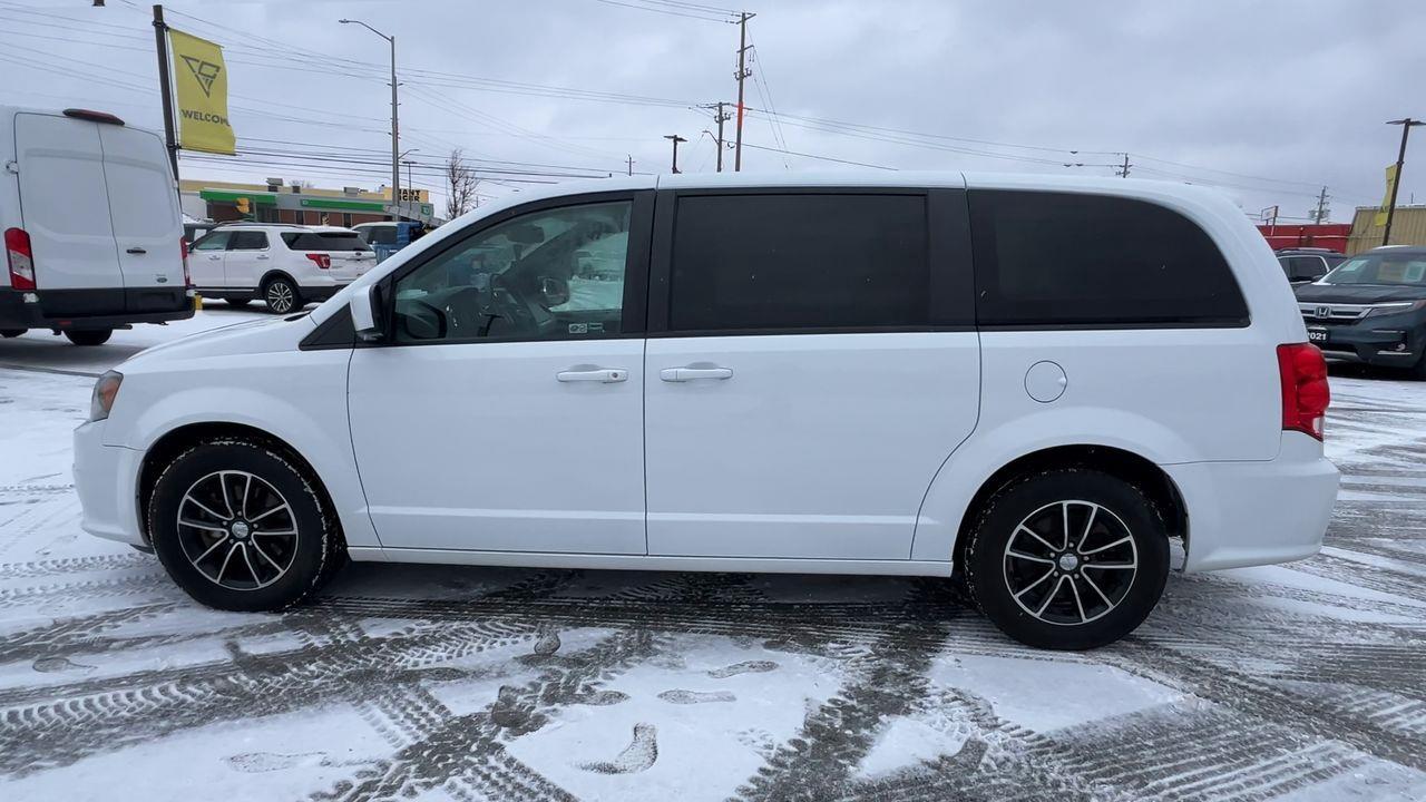 2019 Dodge Grand Caravan GT 3RD ROW 7 PASSENGER!! HEATED LEATHER SEATS/STEERING WHEEL, BACK UP CAM, SIRIUS XM, POWER SLIDING DOO Photo
