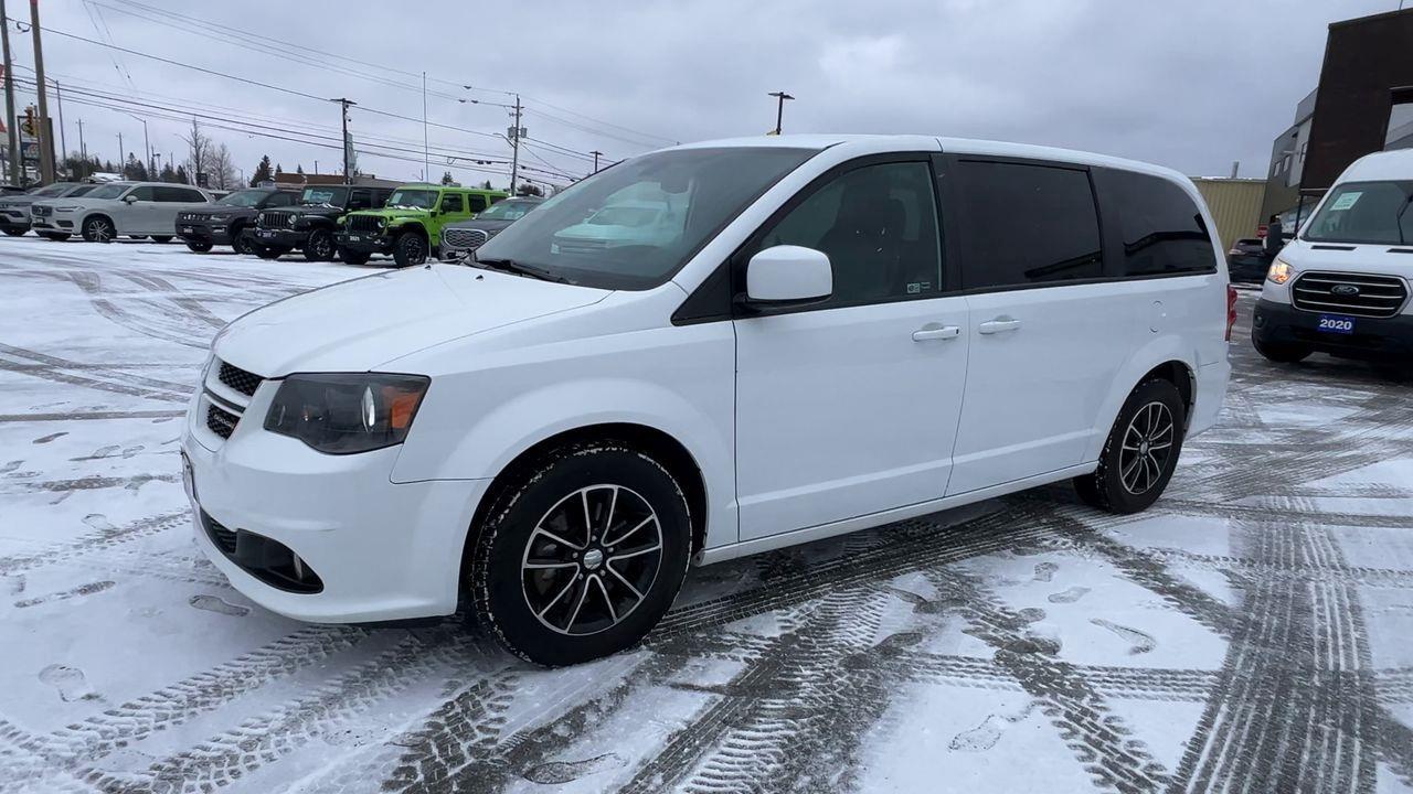2019 Dodge Grand Caravan GT 3RD ROW 7 PASSENGER!! HEATED LEATHER SEATS/STEERING WHEEL, BACK UP CAM, SIRIUS XM, POWER SLIDING DOO Photo