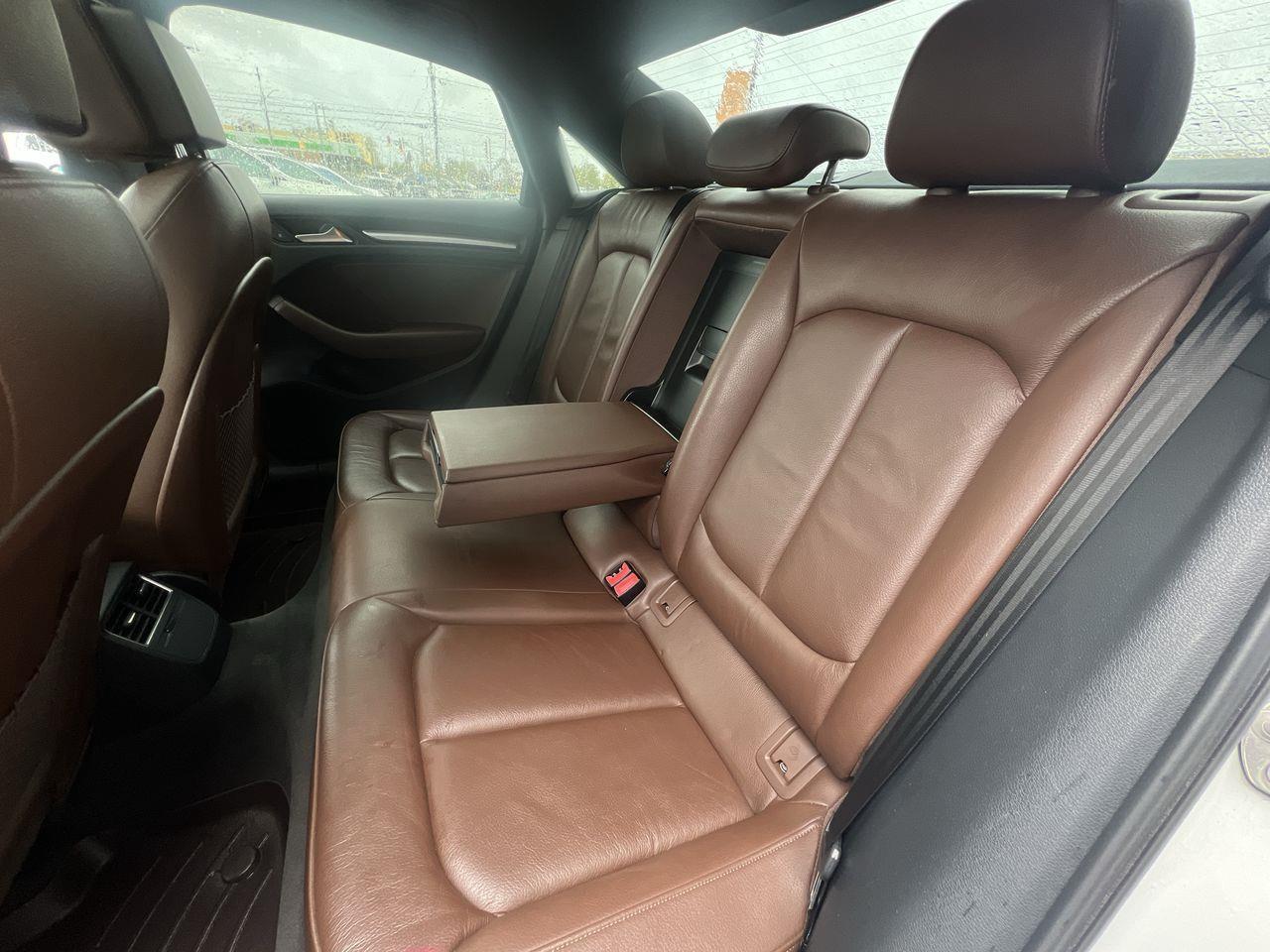2018 Audi A3 2.0T Komfort HEATED LEATHER SEATS, MOONROOF, BACK UP CAM, SIRIUS XM, CRUISE CONTROL!! Photo
