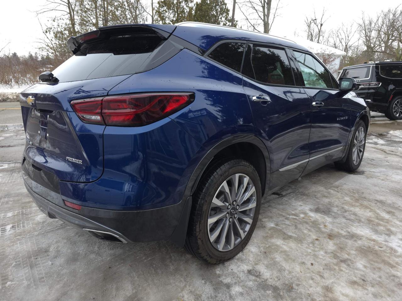 2023 Chevrolet Blazer Premier AWD! TAN LEATHER LOADED! LOW KMS! Photo4