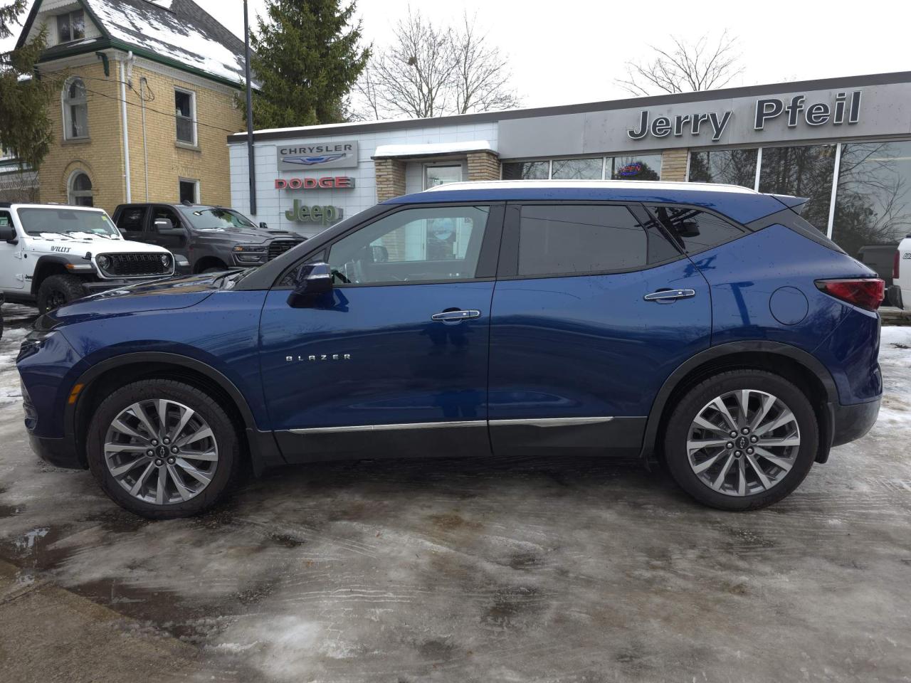 2023 Chevrolet Blazer Premier AWD! TAN LEATHER LOADED! LOW KMS! Photo