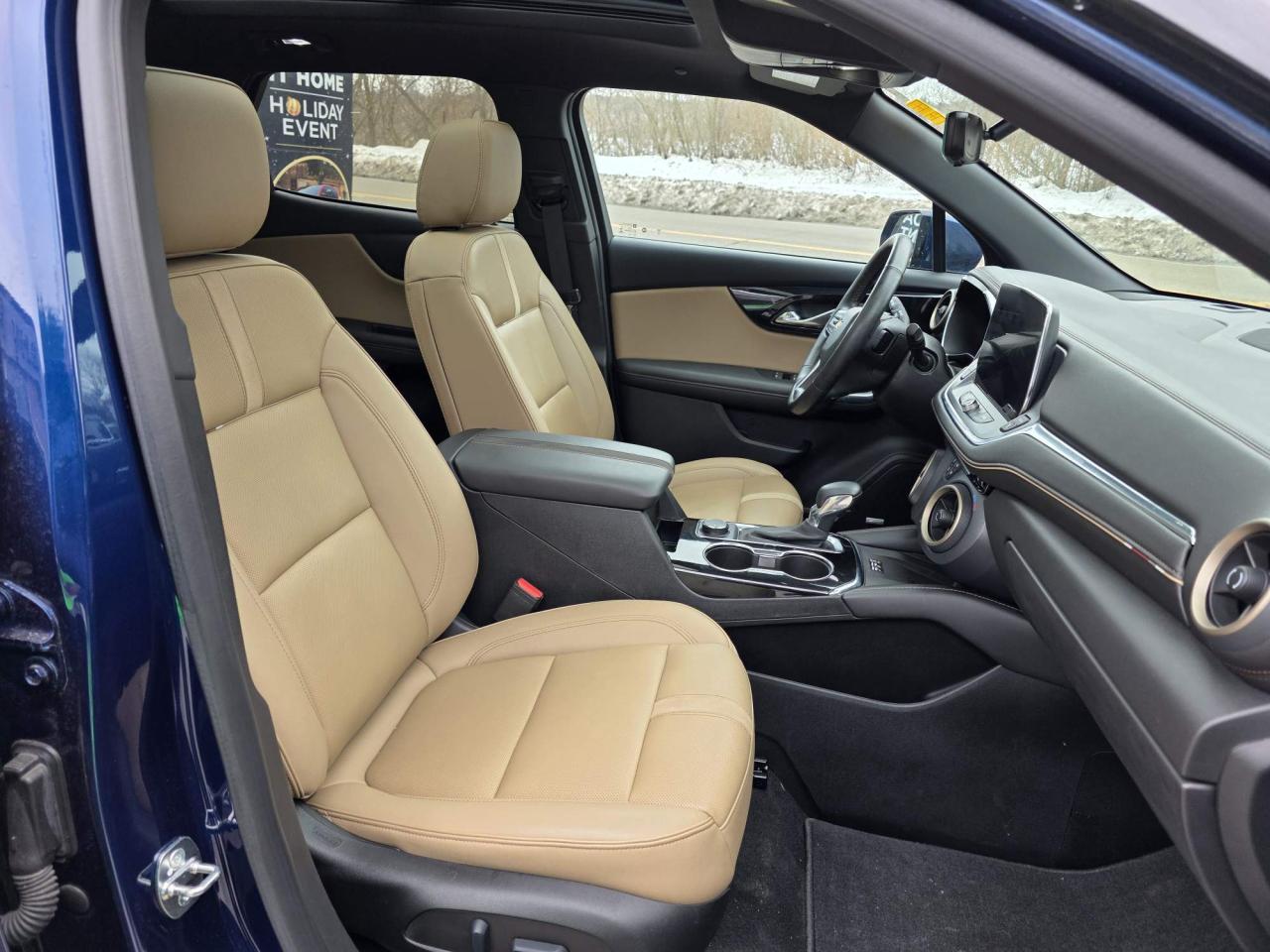 2023 Chevrolet Blazer Premier AWD! TAN LEATHER LOADED! LOW KMS! Photo