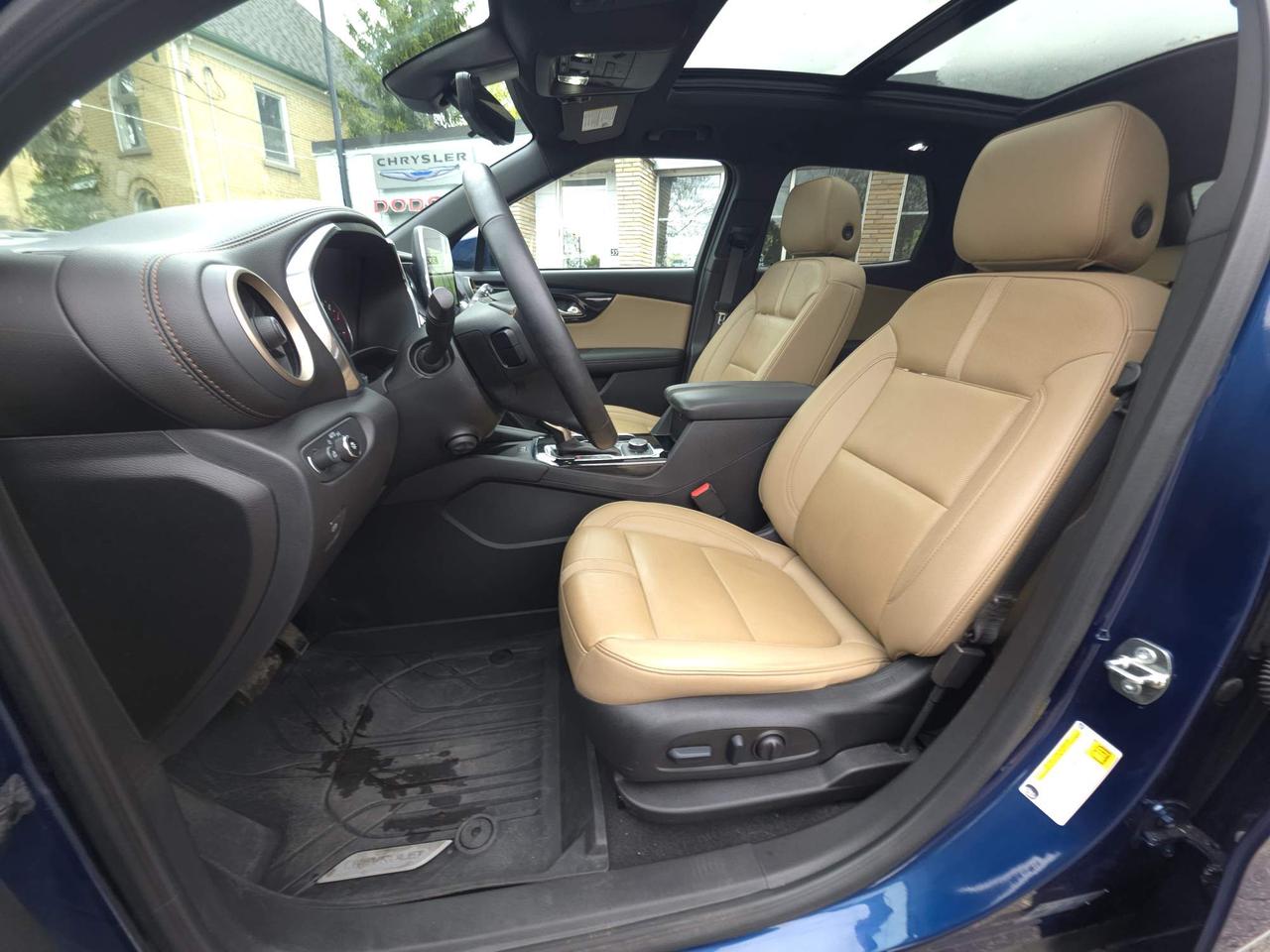 2023 Chevrolet Blazer Premier AWD! TAN LEATHER LOADED! LOW KMS! Photo