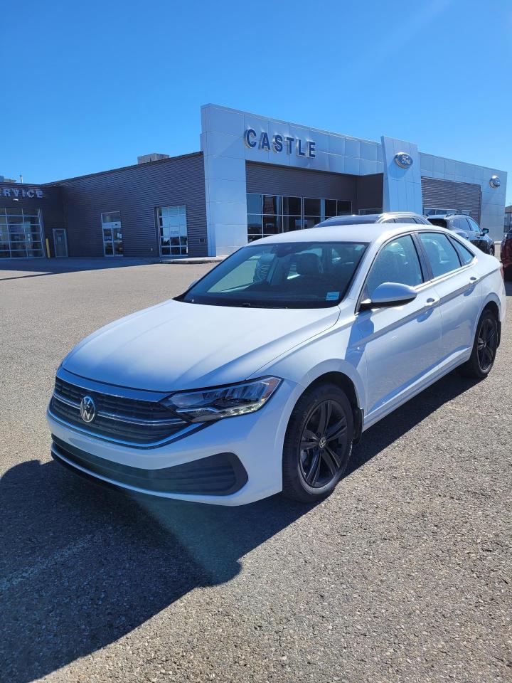 Used 2024 Volkswagen Jetta comfortline for sale in Pincher Creek, AB