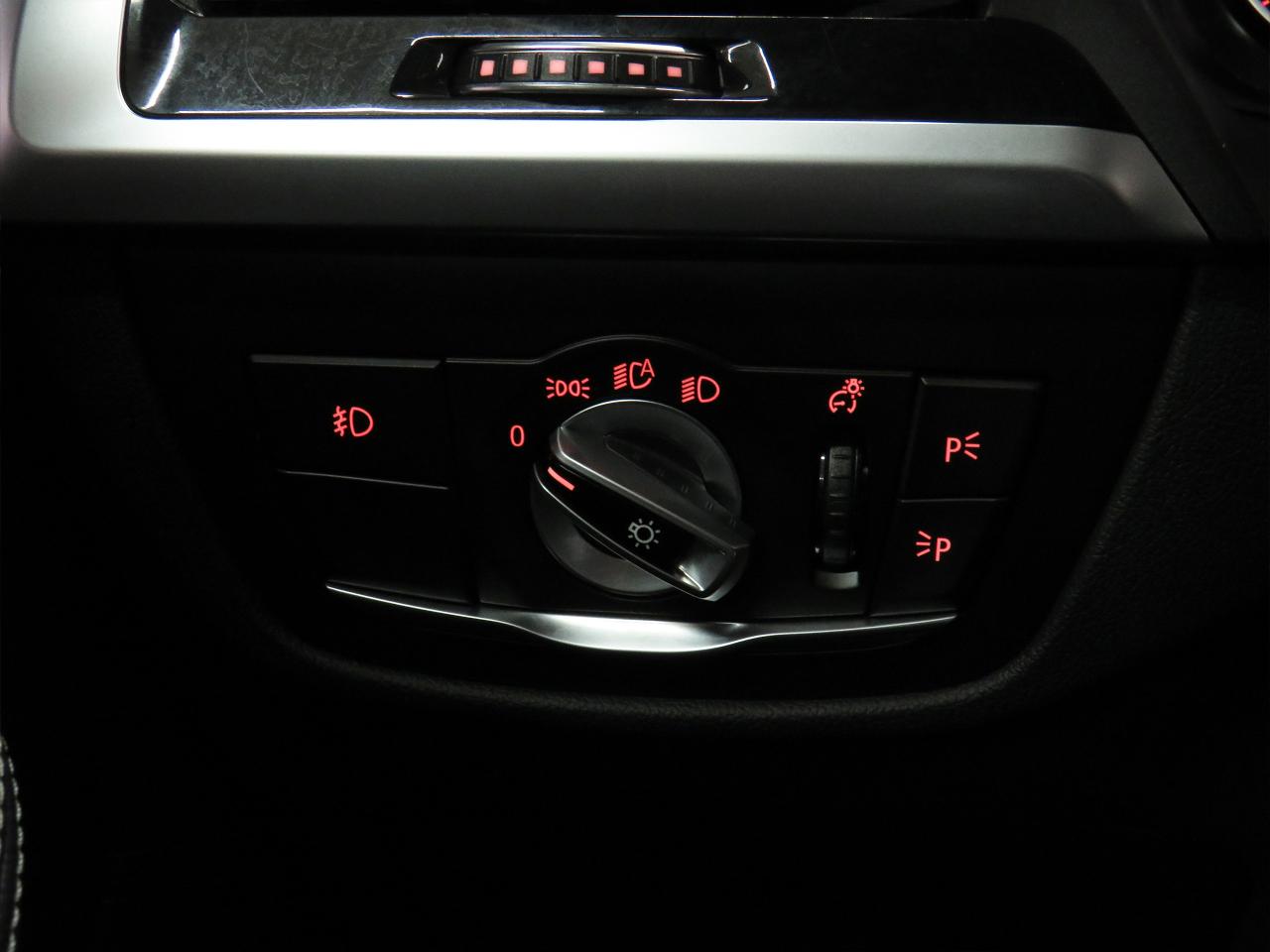 2021 BMW X3 xDrive30i | Nav | Leather | Pano roof | CarPlay