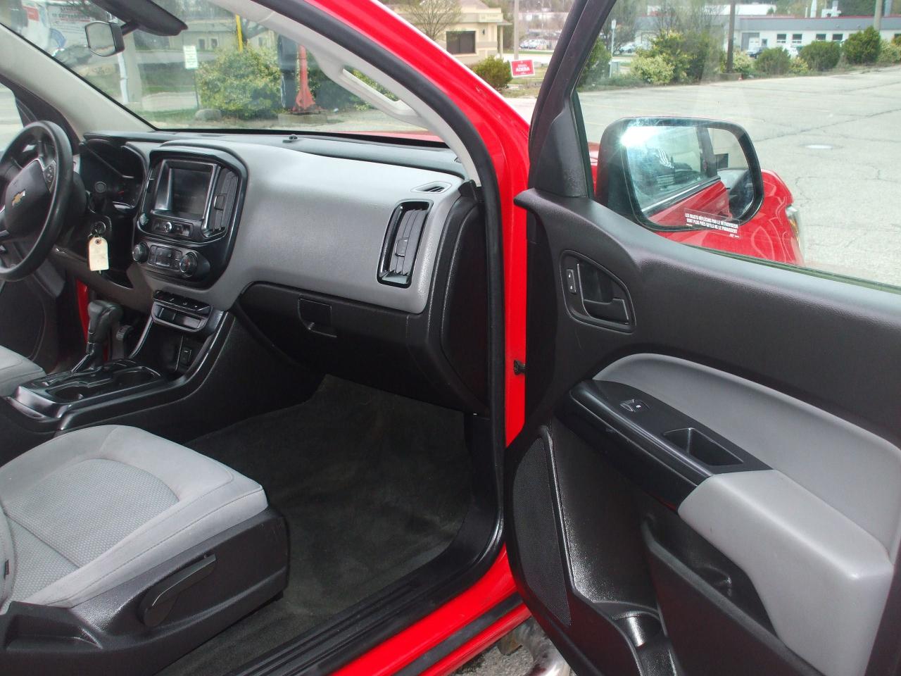 2018 Chevrolet Colorado 4WD Work Truck,V6,extended,128.3 Inches,Certified - Photo #12