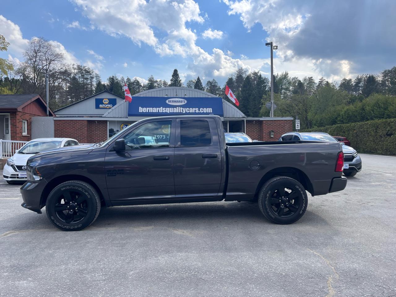 2023 RAM 1500 Classic EXPRESS