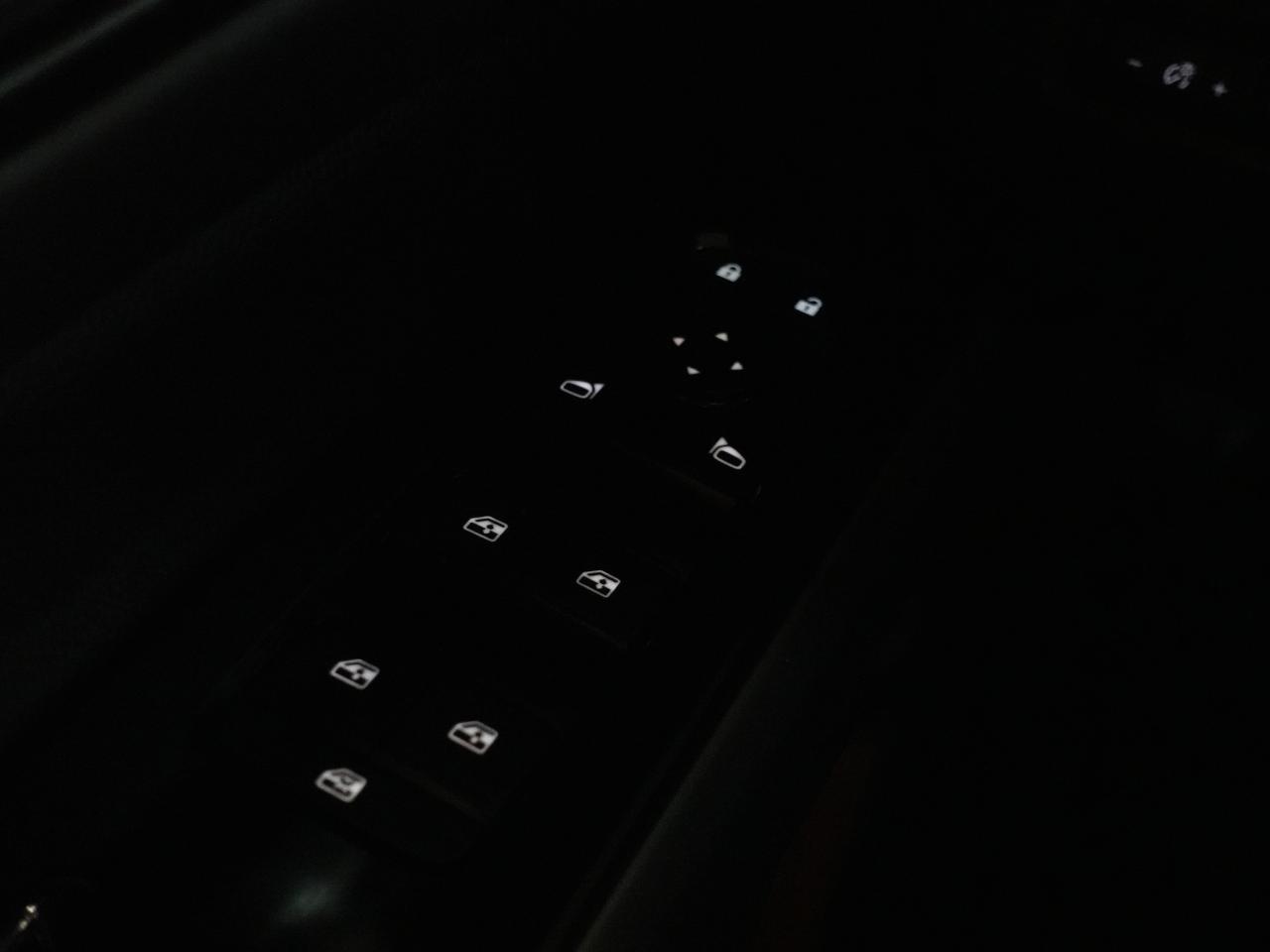 2022 Nissan Pathfinder SL | AWD | 8Pass | Nav | Sunroof | BSM | CarPlay