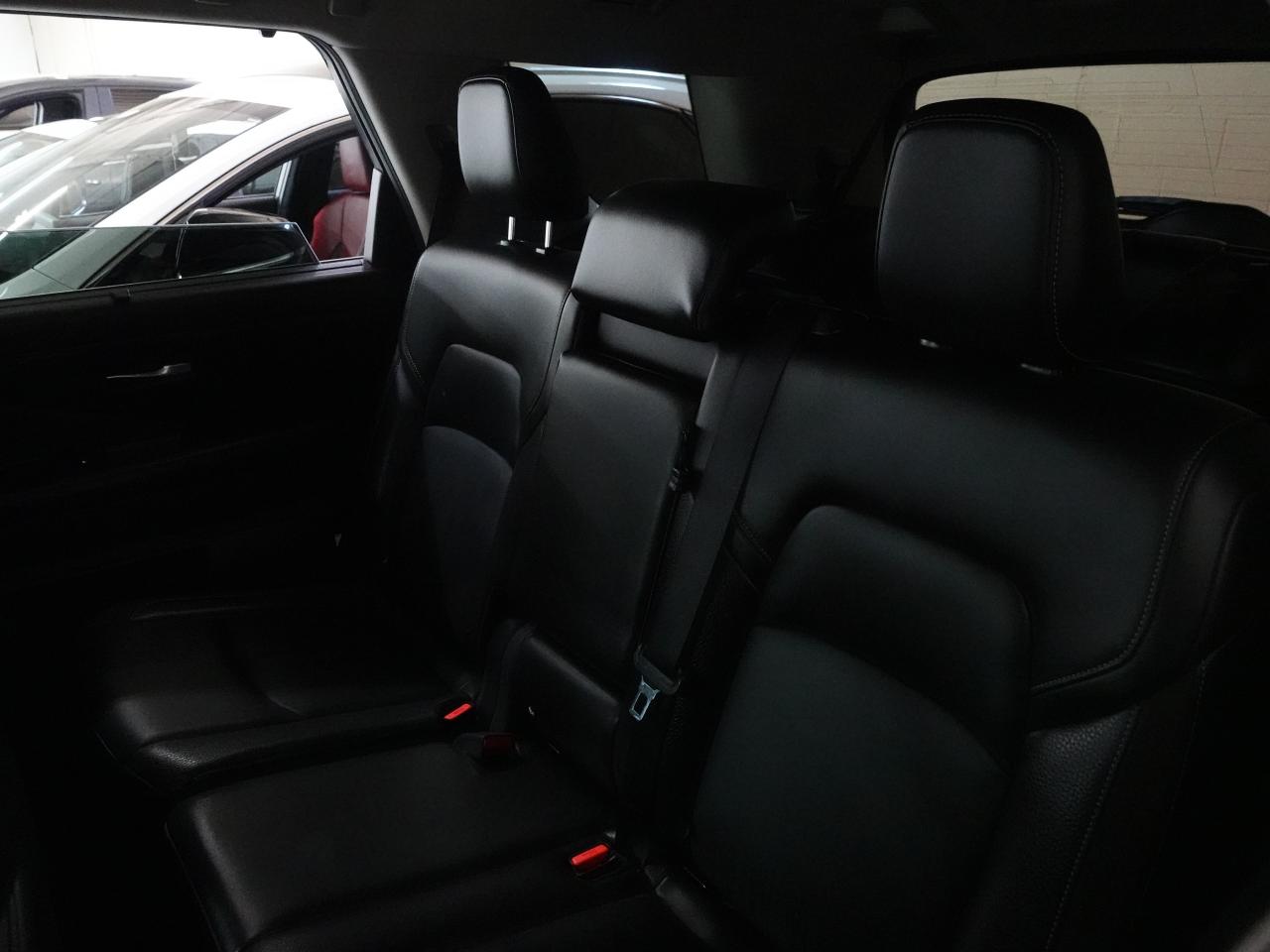 2022 Nissan Pathfinder SL | AWD | 8Pass | Nav | Sunroof | BSM | CarPlay