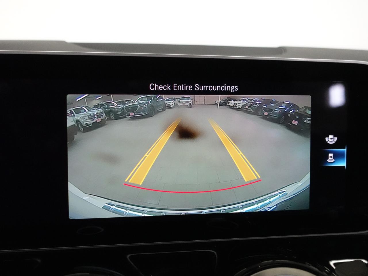 2021 Mercedes-Benz GLA 4MATIC | Leather | Panoroof | ACC | BSM | CarPlay