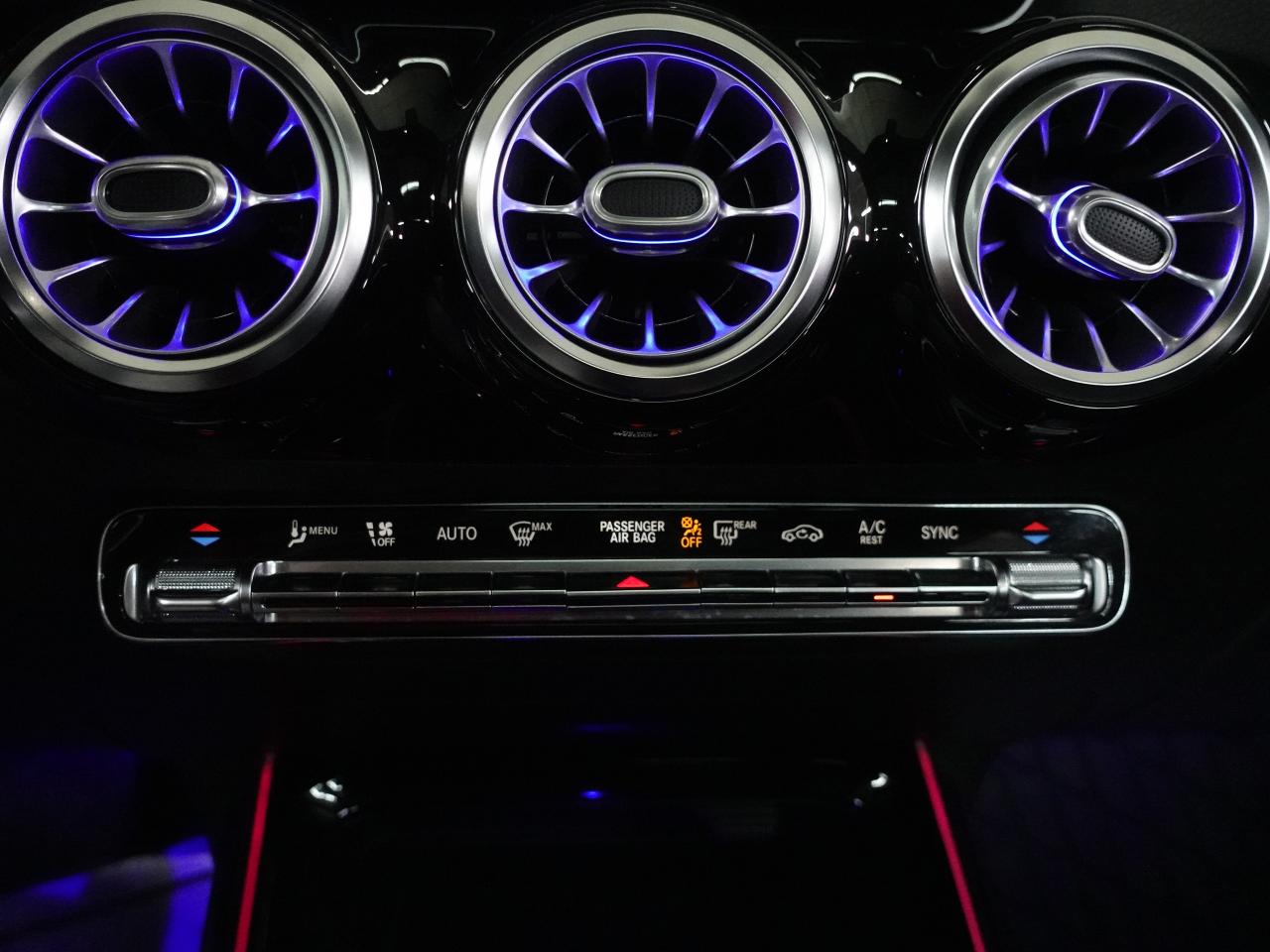 2021 Mercedes-Benz GLA 4MATIC | Leather | Panoroof | ACC | BSM | CarPlay