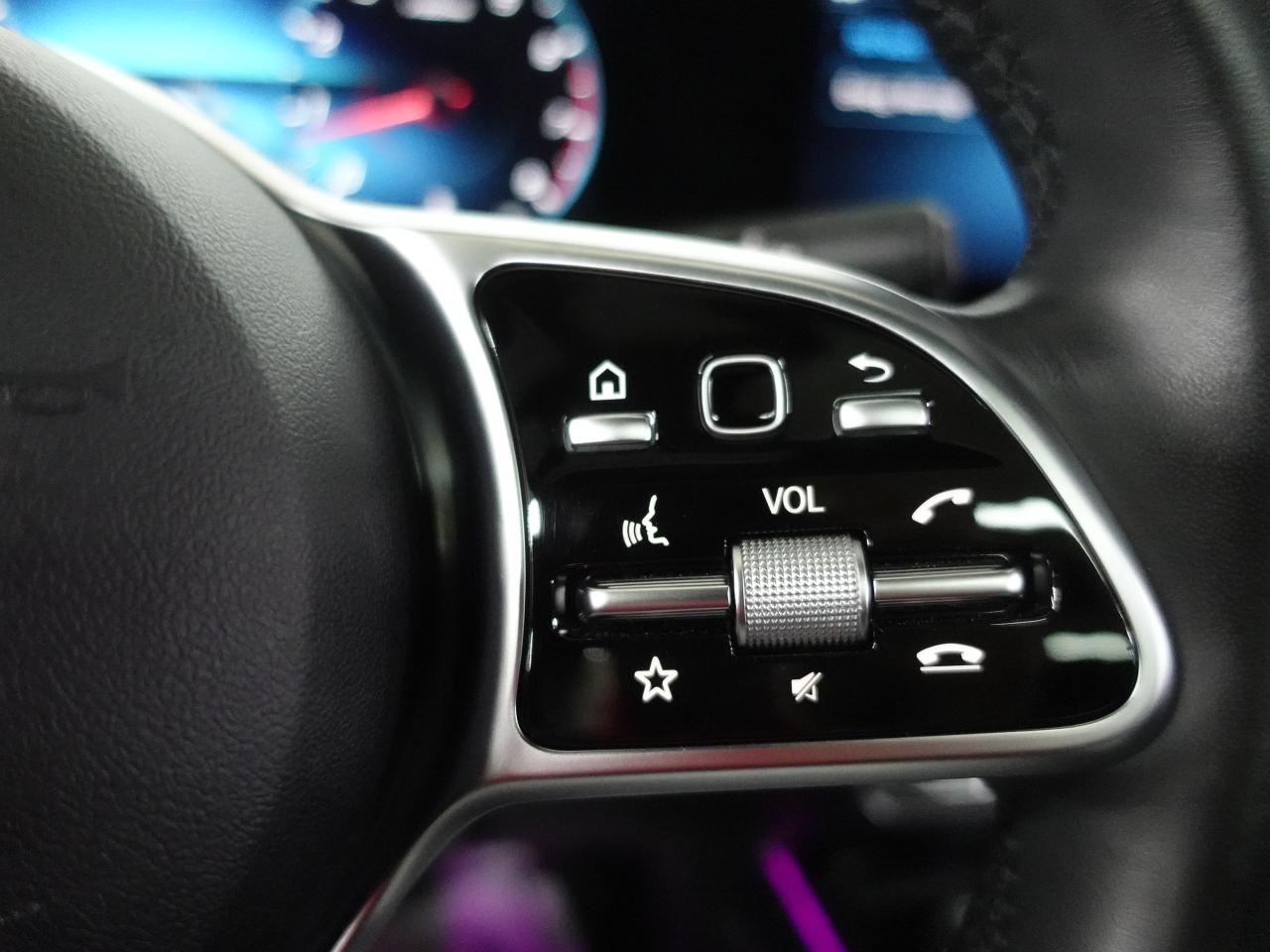 2021 Mercedes-Benz GLA 4MATIC | Leather | Panoroof | ACC | BSM | CarPlay