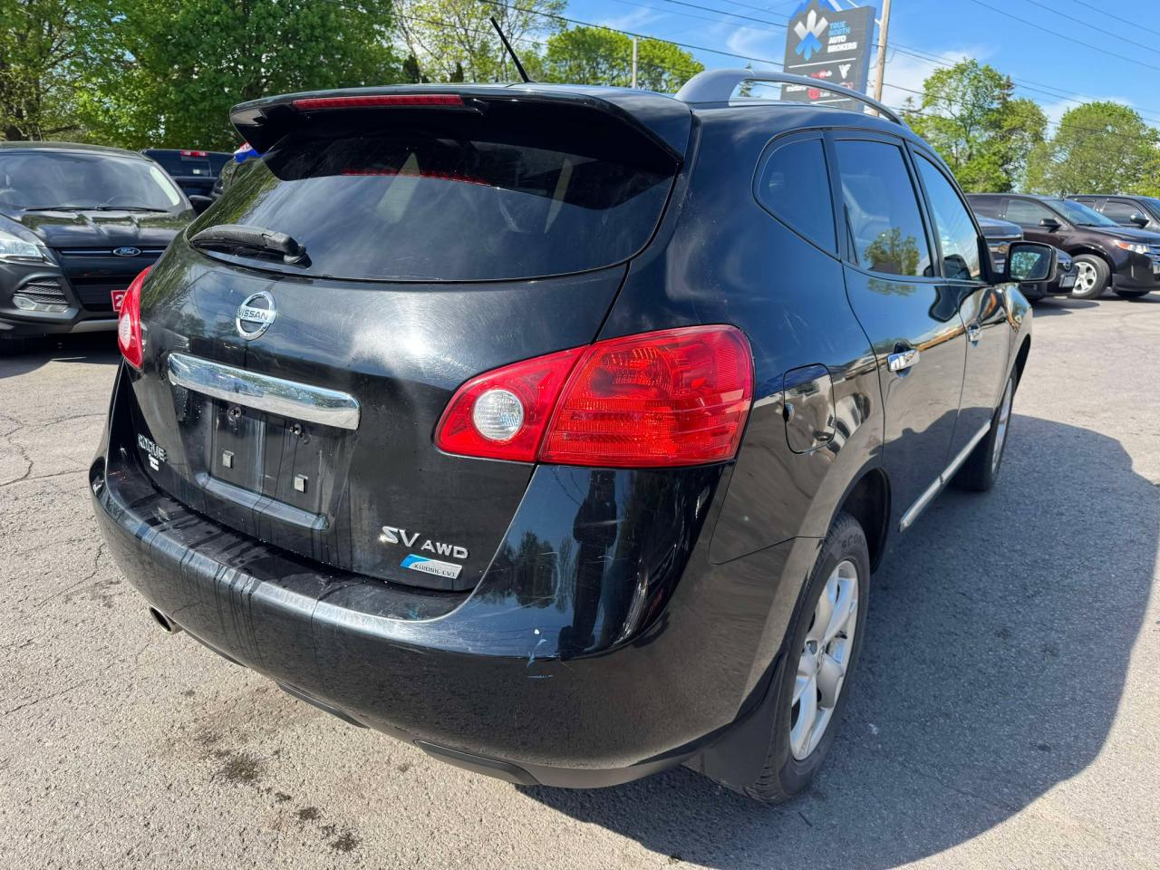 2011 Nissan Rogue SV - Photo #7