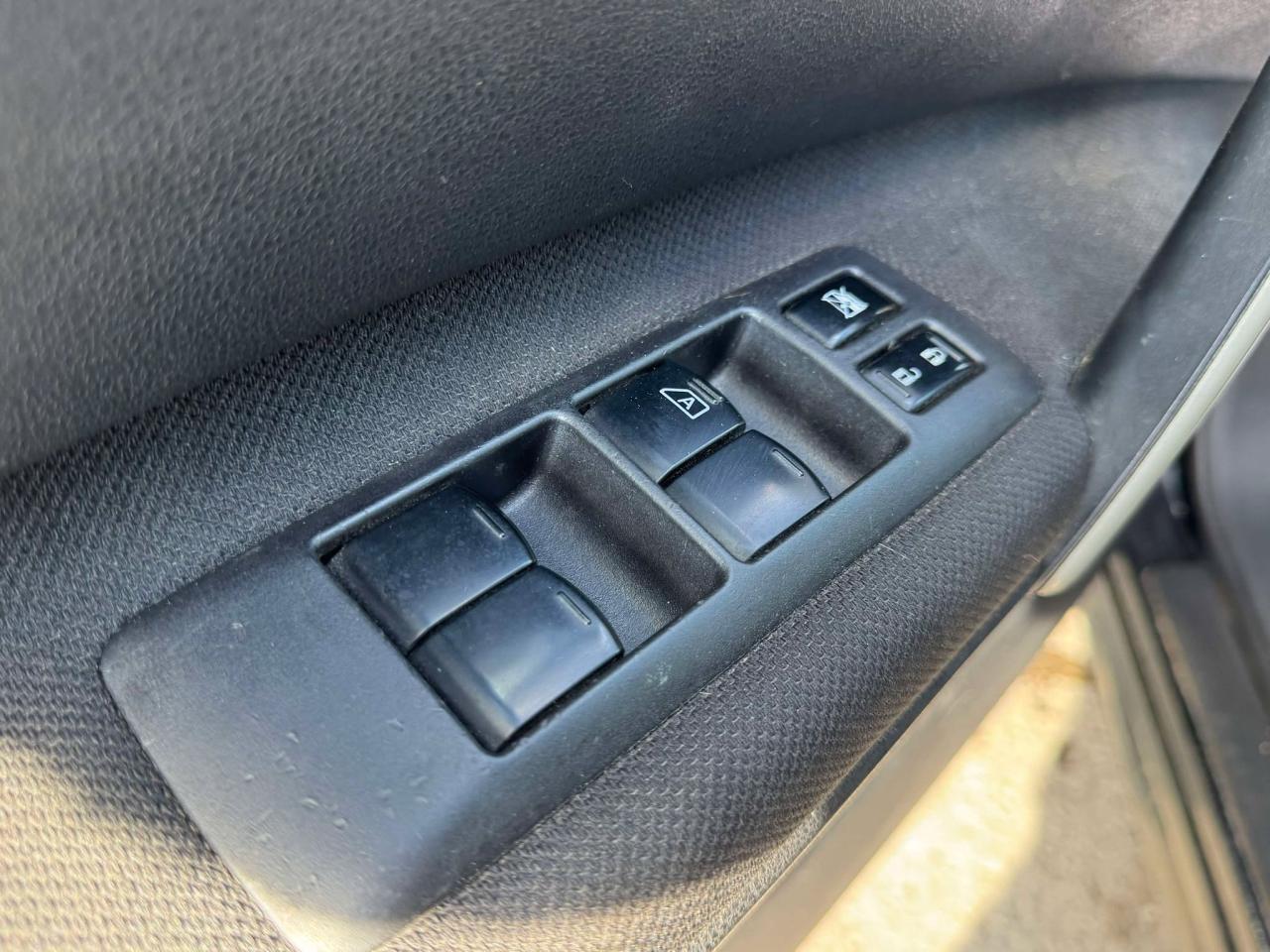 2011 Nissan Rogue SV - Photo #21