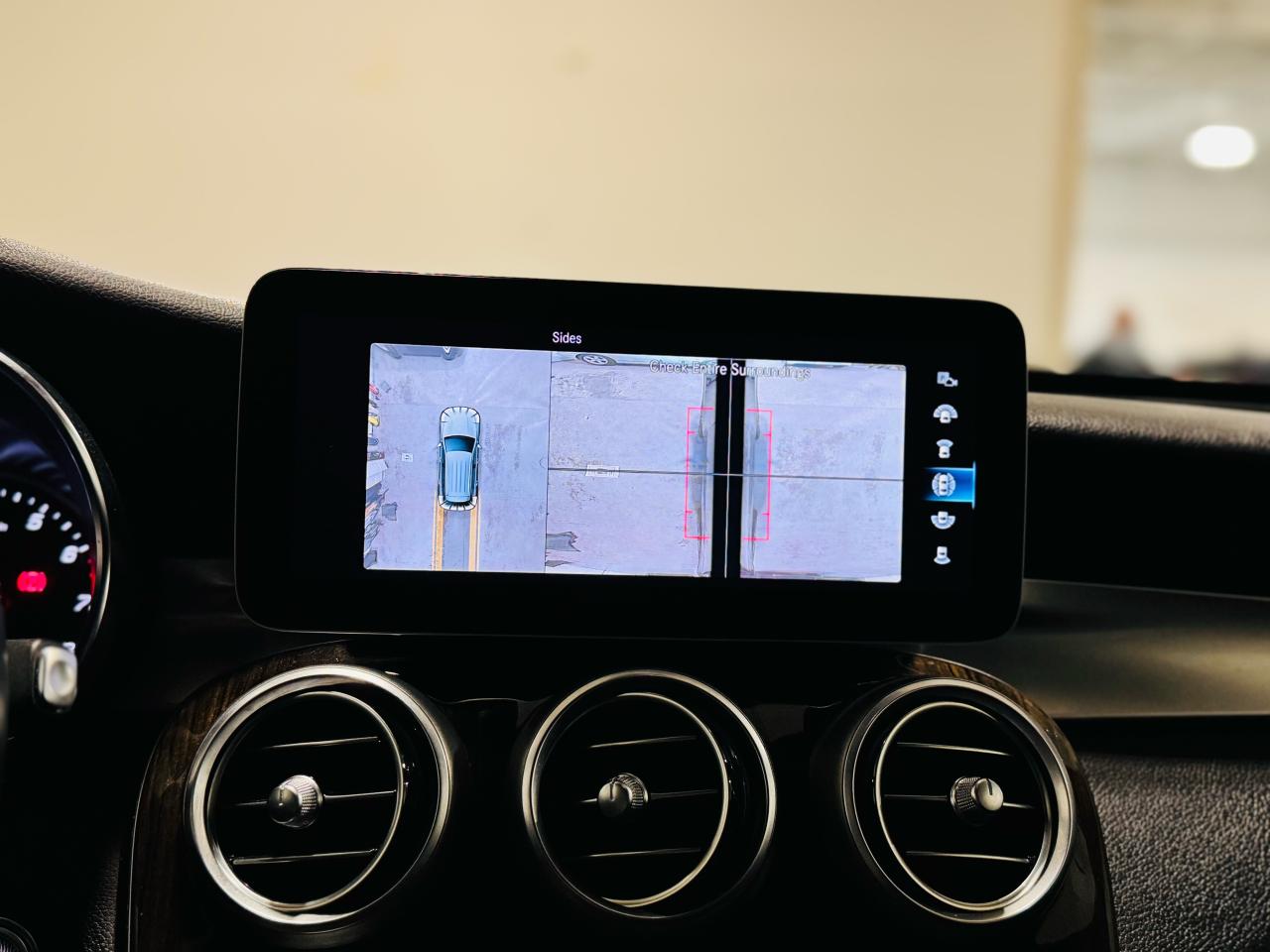 2020 Mercedes-Benz GLC 300 GLC 300 - Photo #15