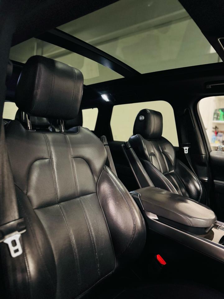 2015 Land Rover Range Rover Sport V6 HSE - Photo #24