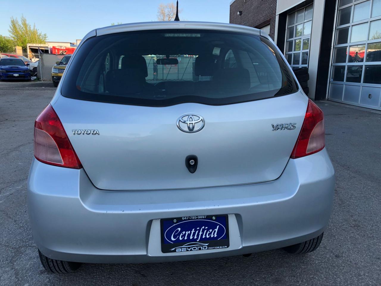 2007 Toyota Yaris CE - Photo #4