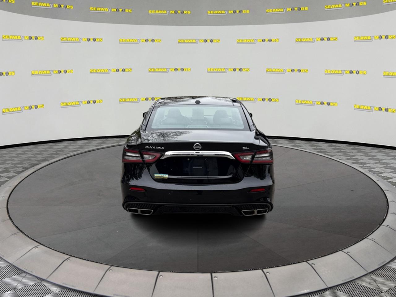 2022 Nissan Maxima SL Photo3