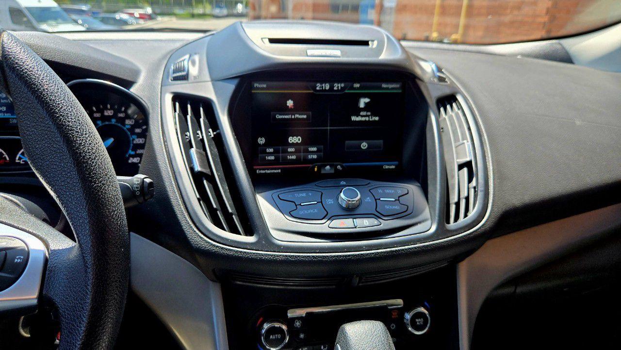 2015 Ford Escape FWD 4dr SE - Photo #13