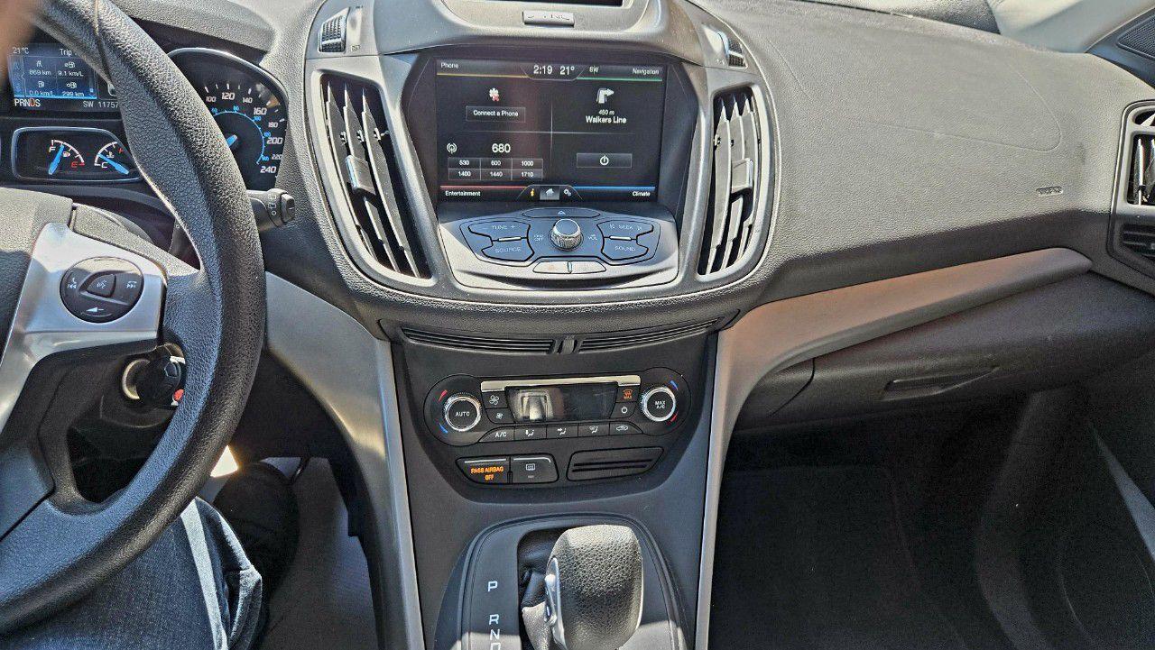 2015 Ford Escape FWD 4dr SE - Photo #16