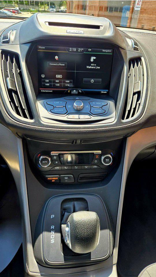 2015 Ford Escape FWD 4dr SE - Photo #17