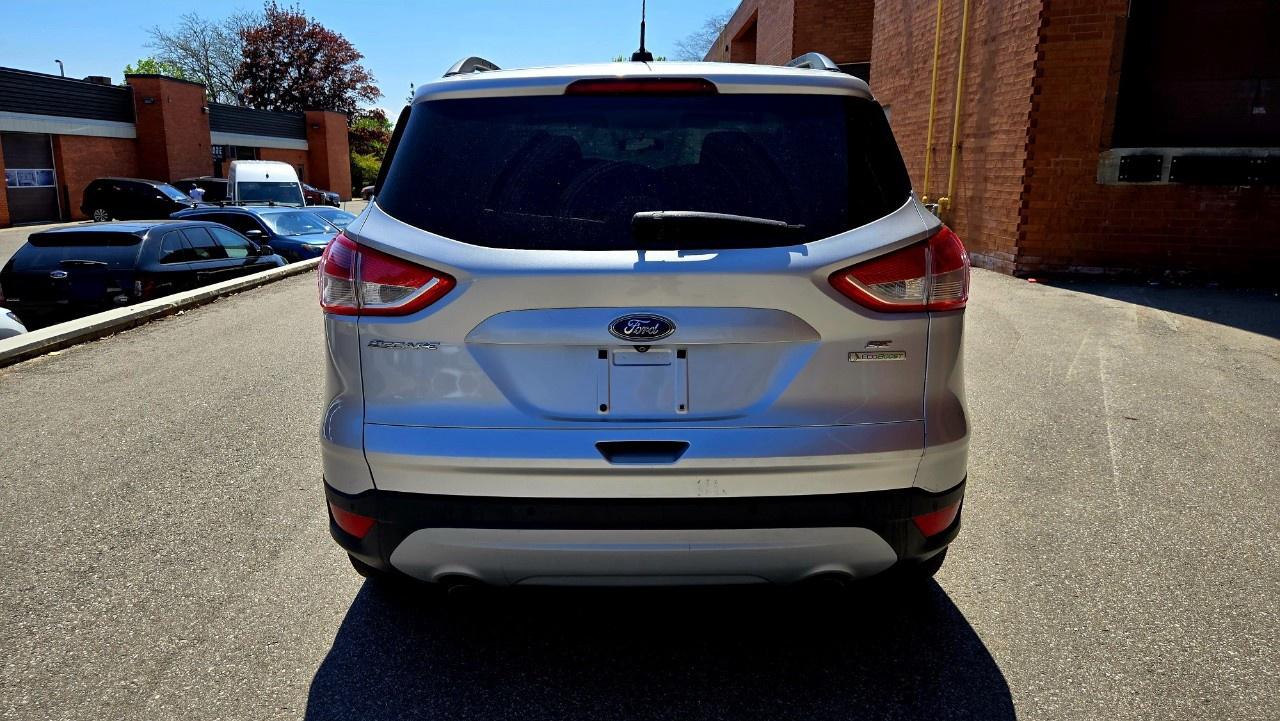 2015 Ford Escape FWD 4dr SE - Photo #6