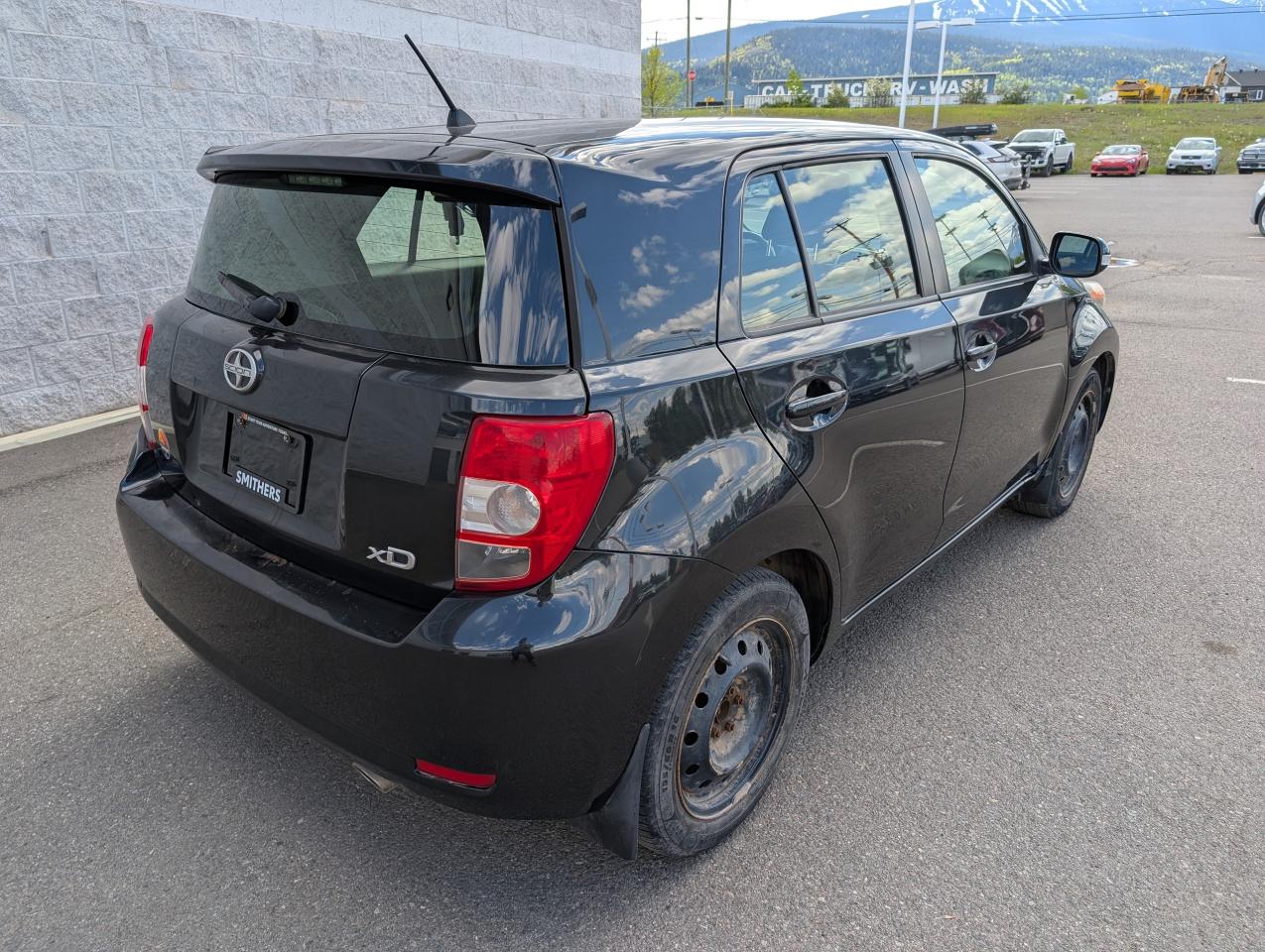 2013 Scion xD Base Photo