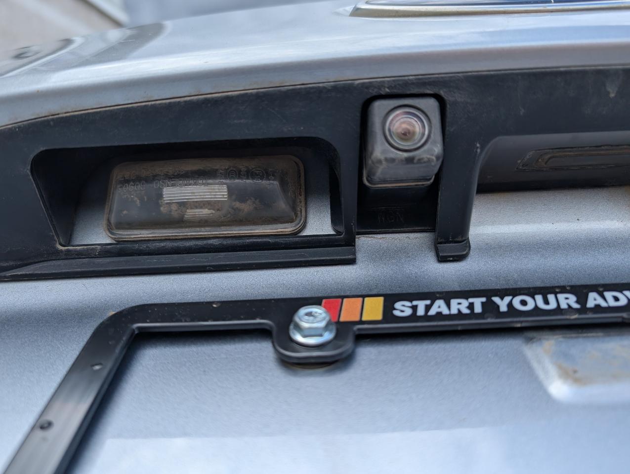 2015 Subaru Outback 2.5i w/Limited & Tech Pkg Photo