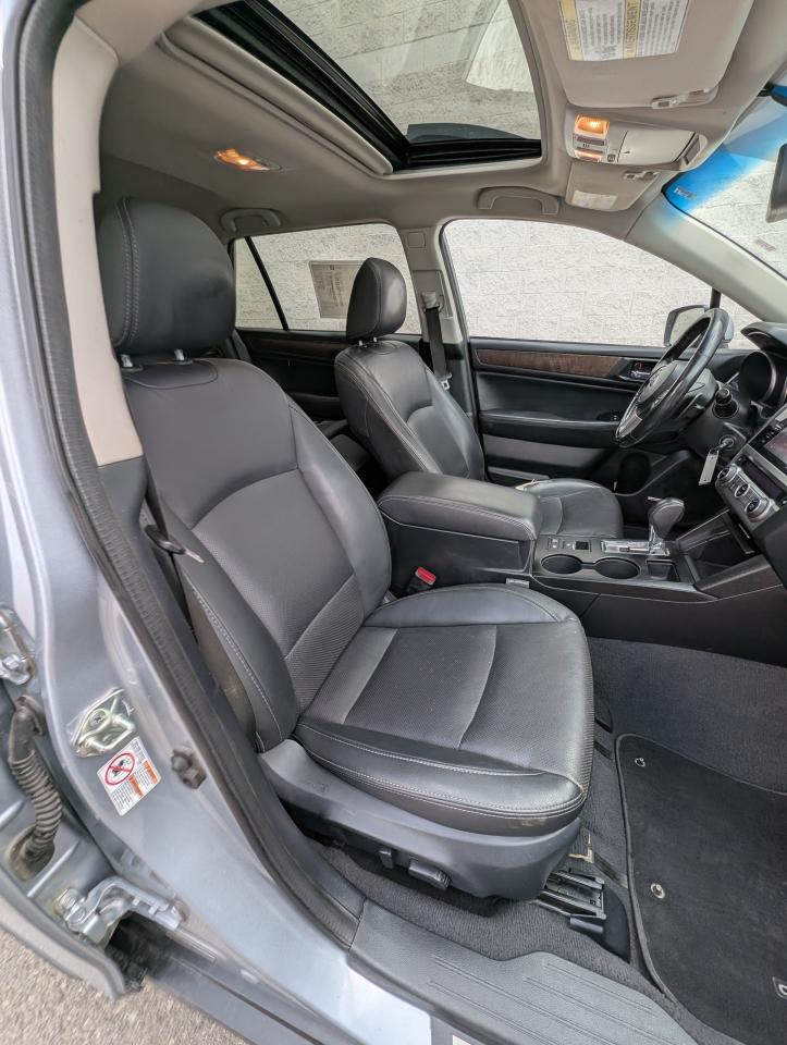 2015 Subaru Outback 2.5i w/Limited & Tech Pkg Photo