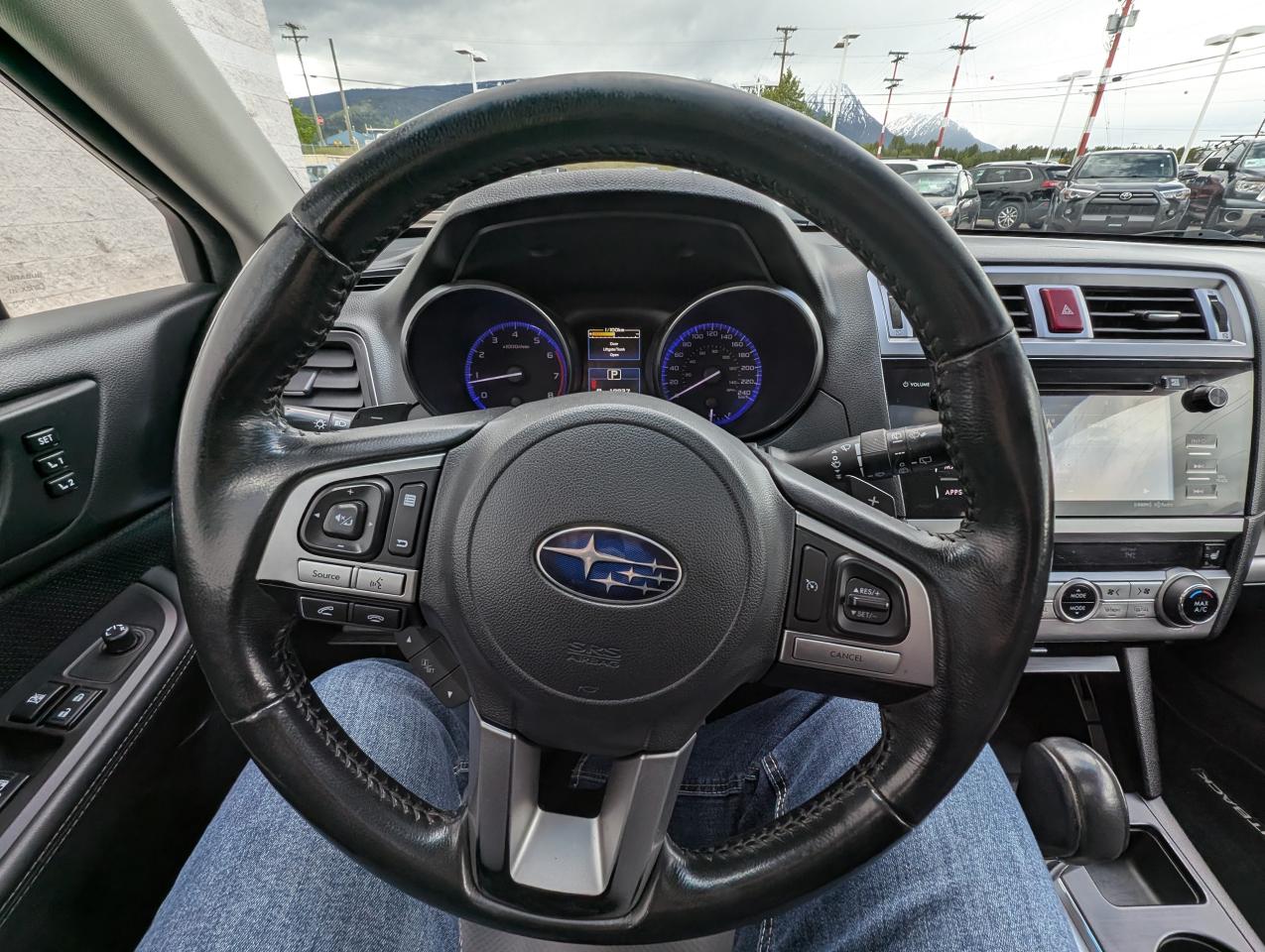 2015 Subaru Outback 2.5i w/Limited & Tech Pkg Photo
