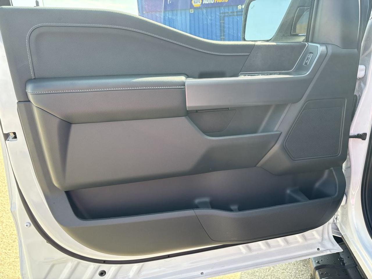 2025 Ford F-150 XLT 5.5' Box 302A Photo3