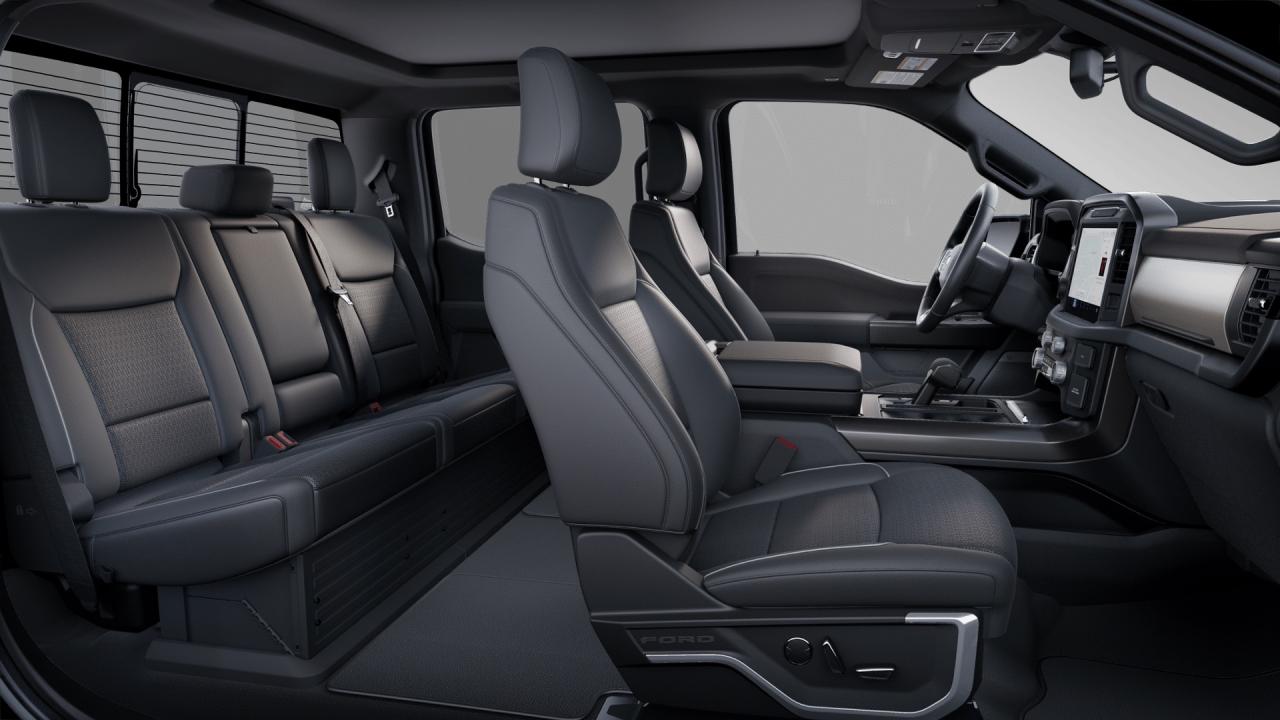 2025 Ford F-150 Lariat Photo5