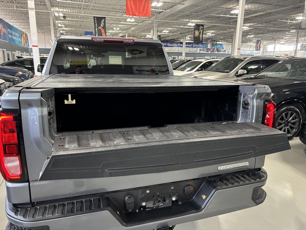 2021 GMC Sierra 1500 Elevation|V8|4WD|CREW|LEATHER|FOLDINGCOVER|BACKCAM - Photo #5