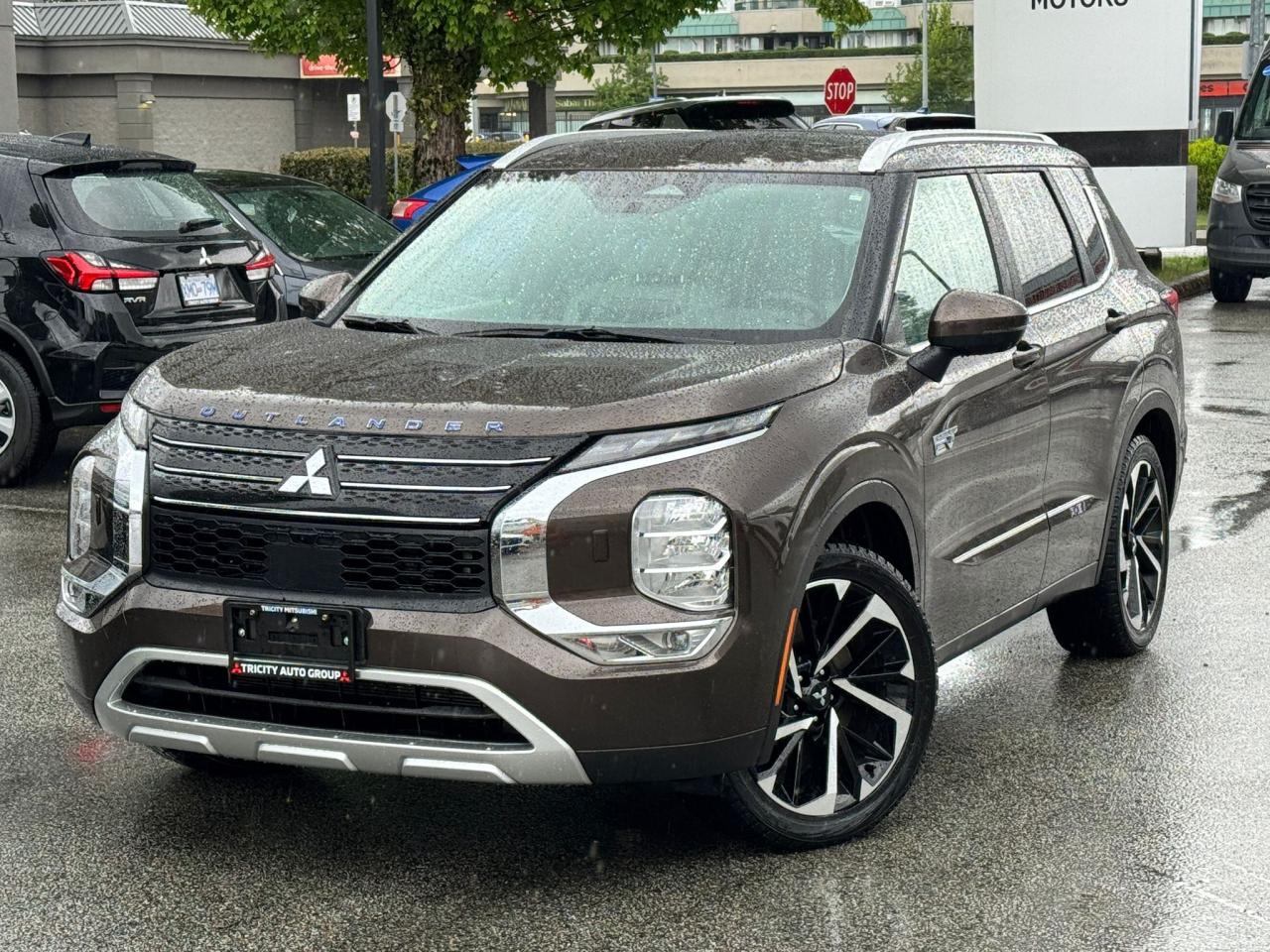 Used 2023 Mitsubishi Outlander Phev SEL S-AWC for sale in Coquitlam, BC