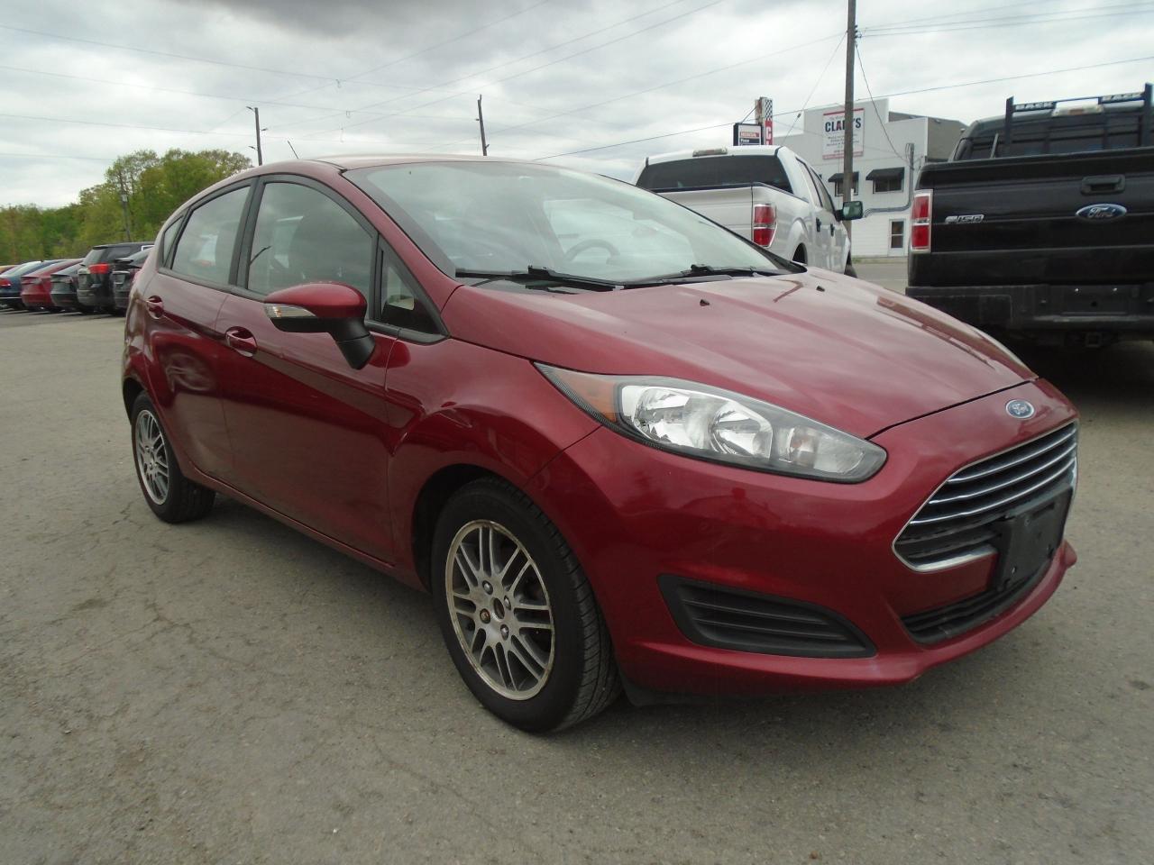 2015 Ford Fiesta 5dr HB SE - Photo #3