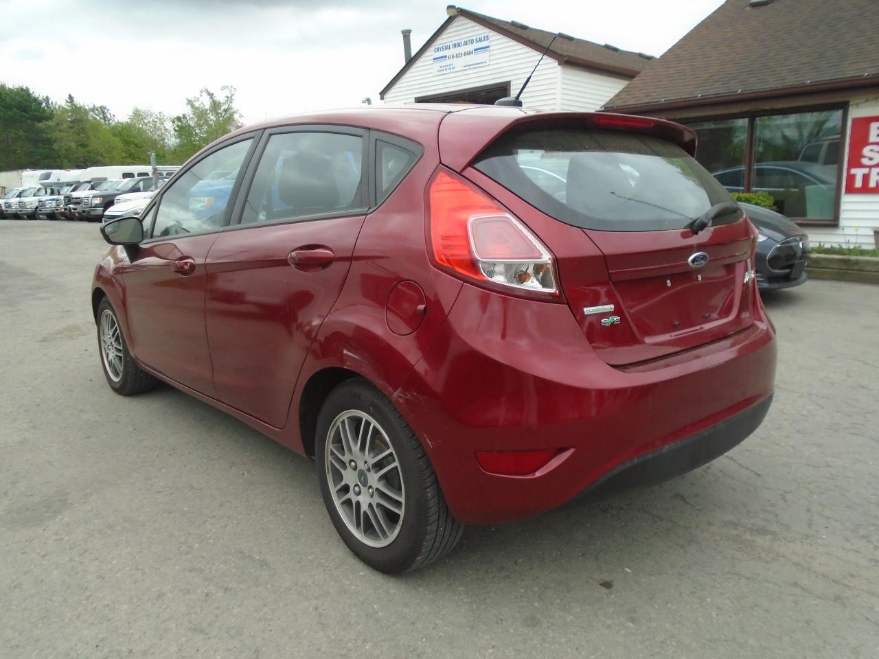2015 Ford Fiesta 5dr HB SE - Photo #8
