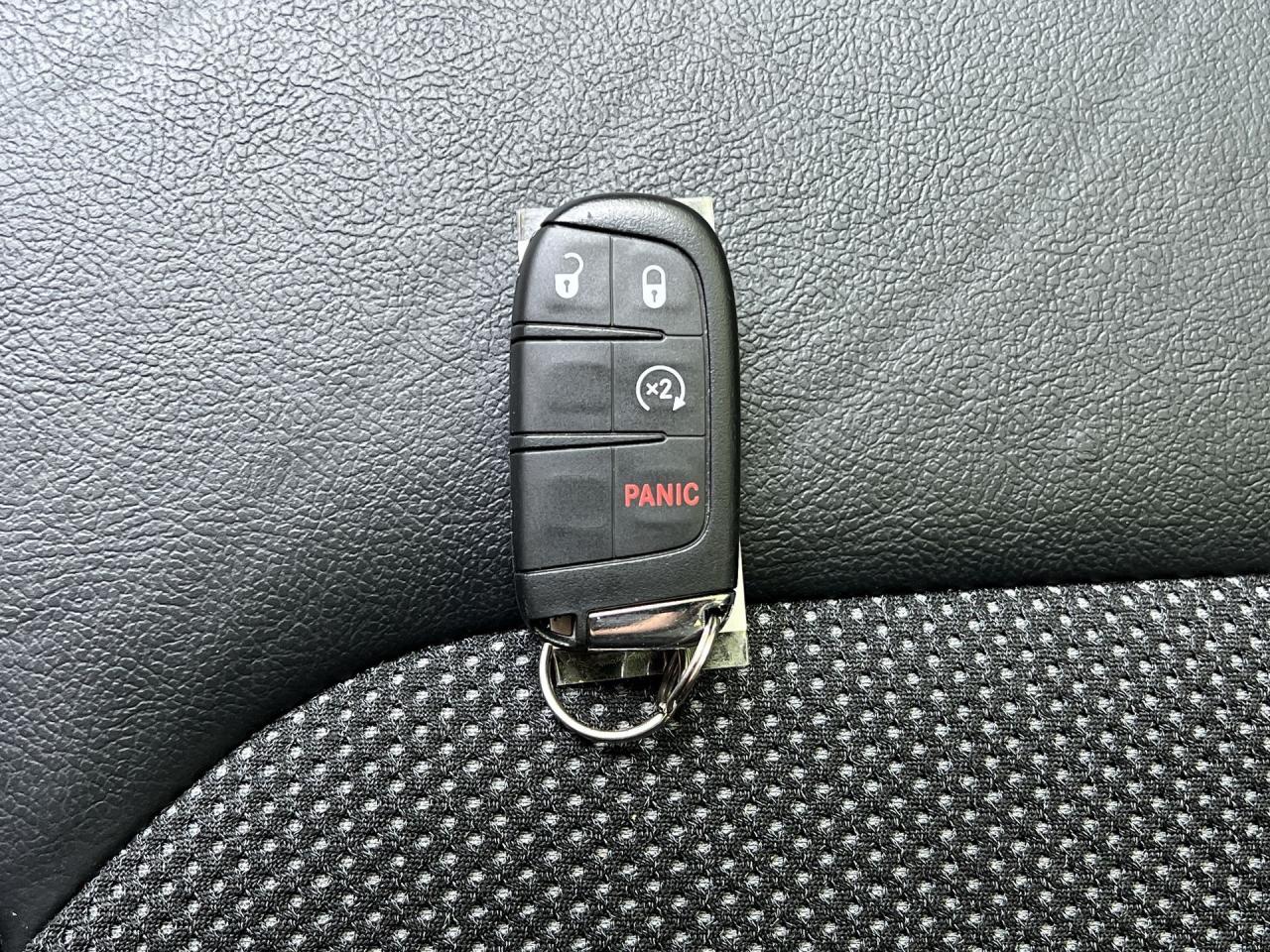 2019 Jeep Compass TRAILHAWK 4X4| ONLY 15,000KMS| HTD LEATHER|CARPLAY Photo