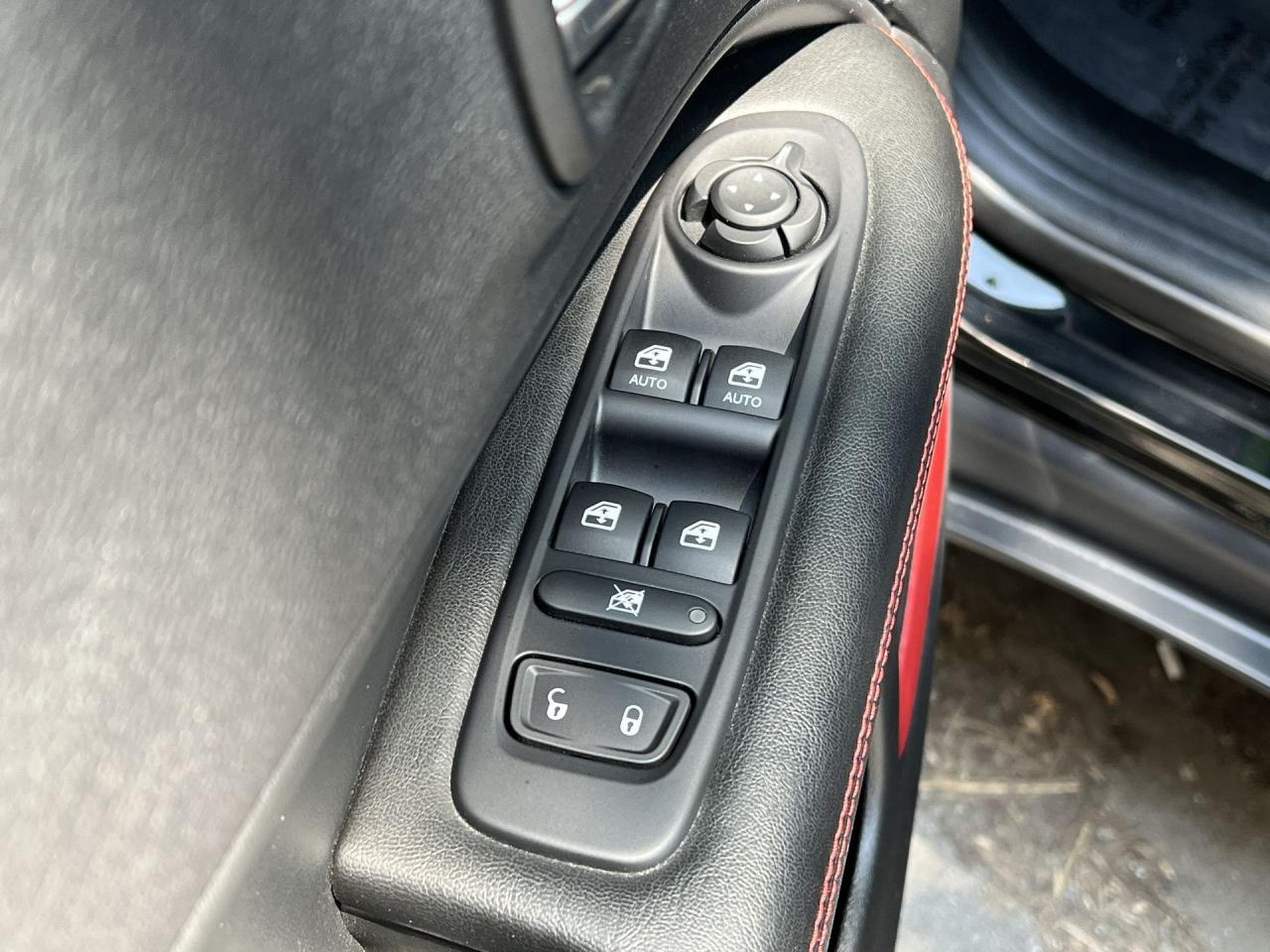 2019 Jeep Compass TRAILHAWK 4X4| ONLY 15,000KMS| HTD LEATHER|CARPLAY Photo