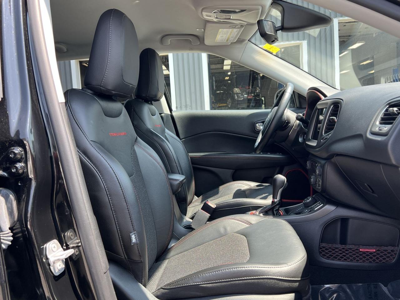 2019 Jeep Compass TRAILHAWK 4X4| ONLY 15,000KMS| HTD LEATHER|CARPLAY Photo